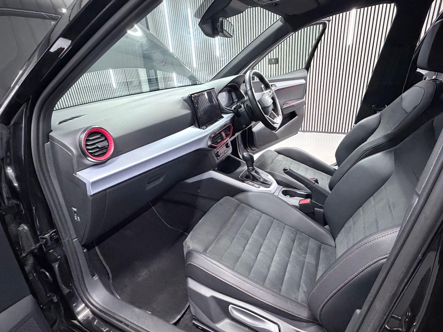 Used SEAT Arona 2024 for sale - 77305642: Photo 18