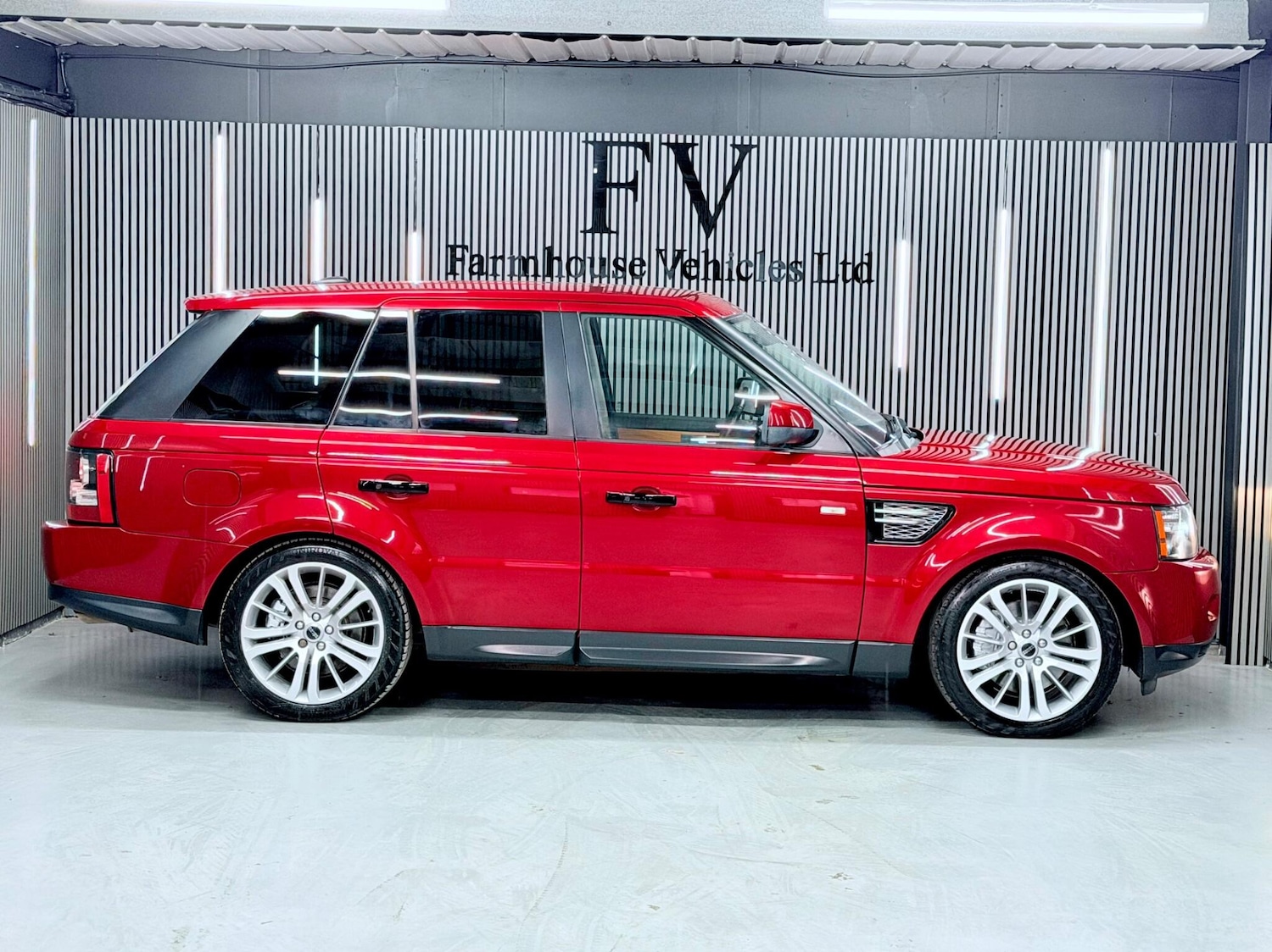 Used Land Rover Range Rover Sport 2012 for sale - 77970583: Photo 2