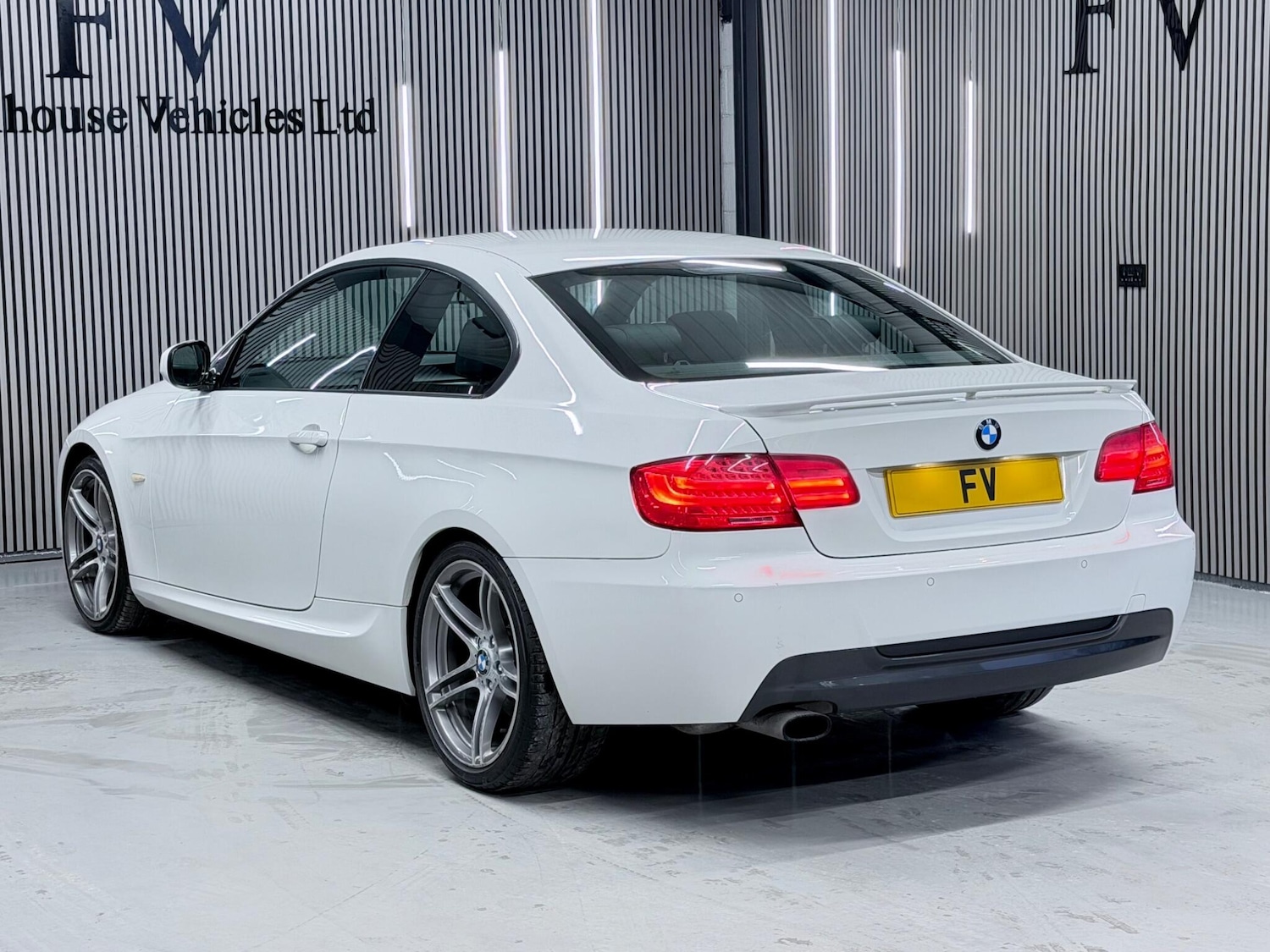 Used BMW 3 Series 2011 for sale - 77839904: Photo 11