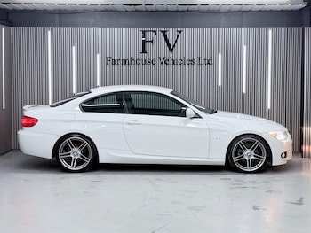 Used BMW 3 Series 2011 for sale - 77839904: Photo