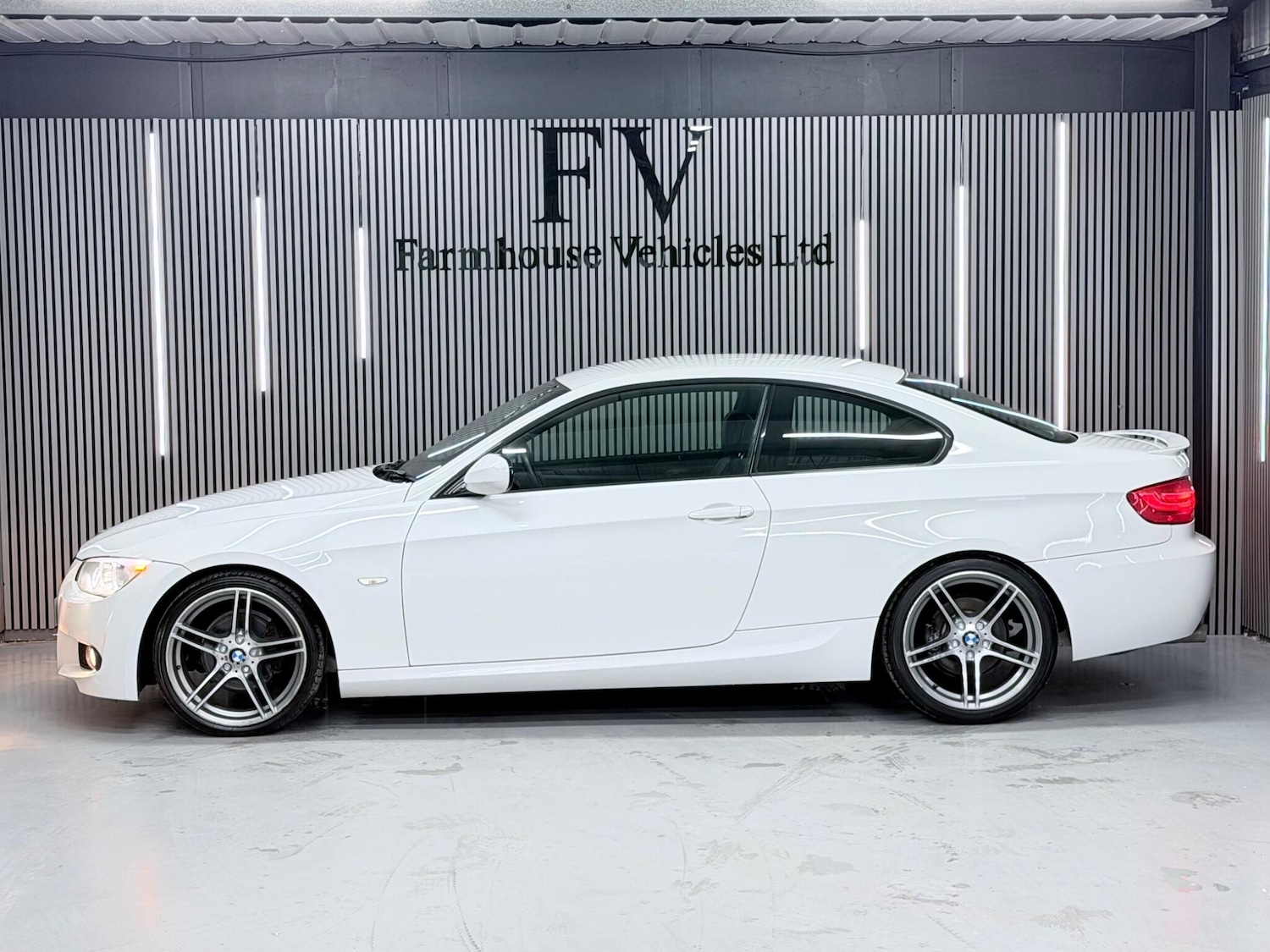 Used BMW 3 Series 2011 for sale - 77839904: Photo 6