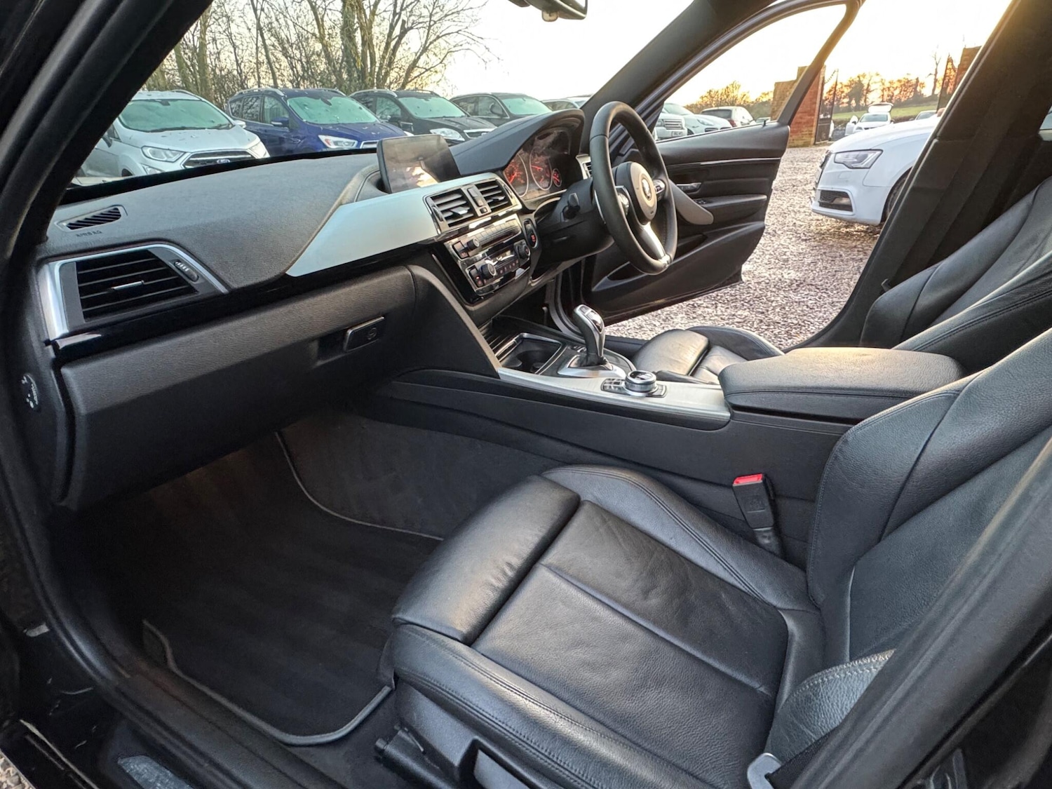 Used BMW 3 Series 2017 for sale - 77114172: Photo 26