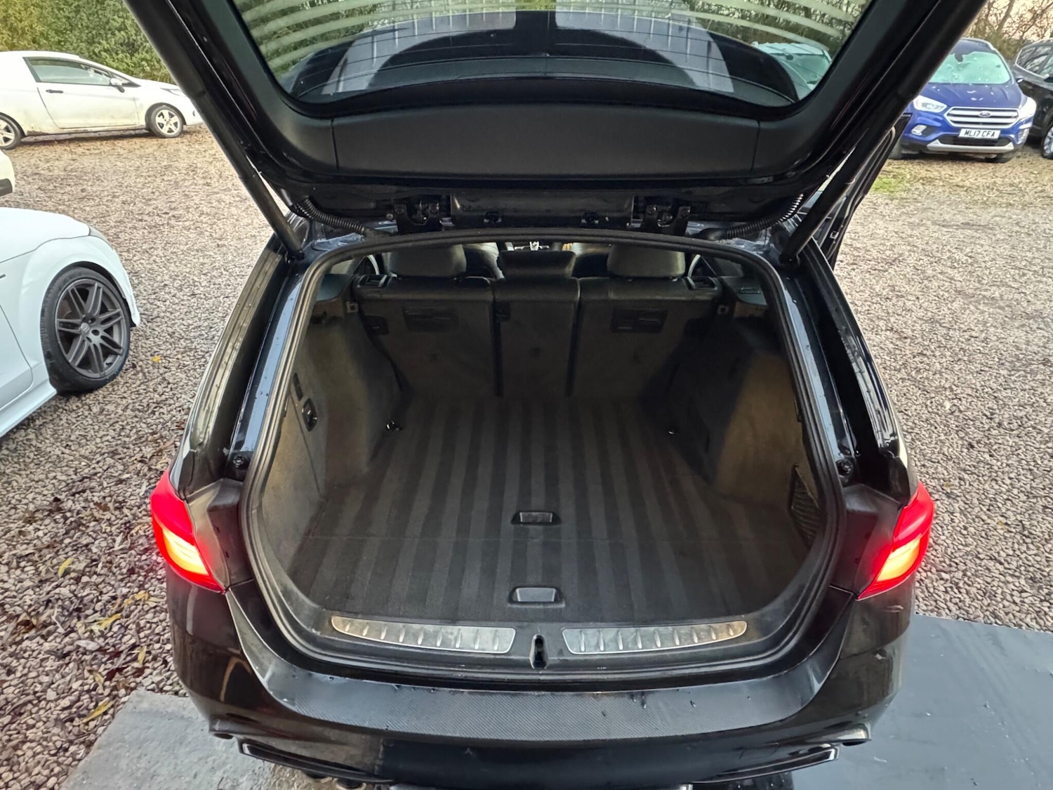 Used BMW 3 Series 2017 for sale - 77114172: Photo 44