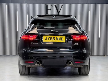 Used Jaguar F-Pace 2016 for sale - 78898471: Photo