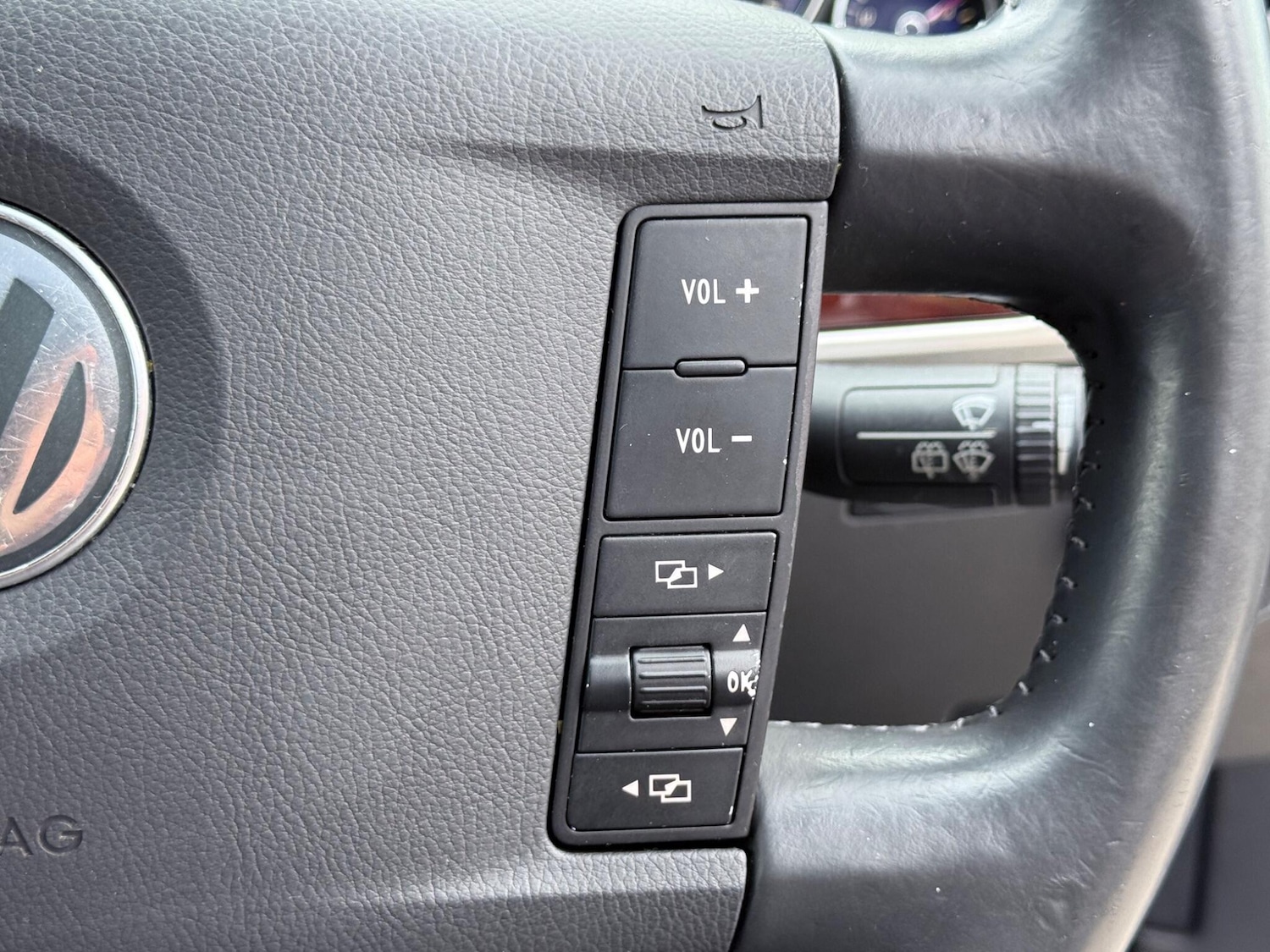 Used Volkswagen Touareg 2004 for sale - 77344735: Photo 28