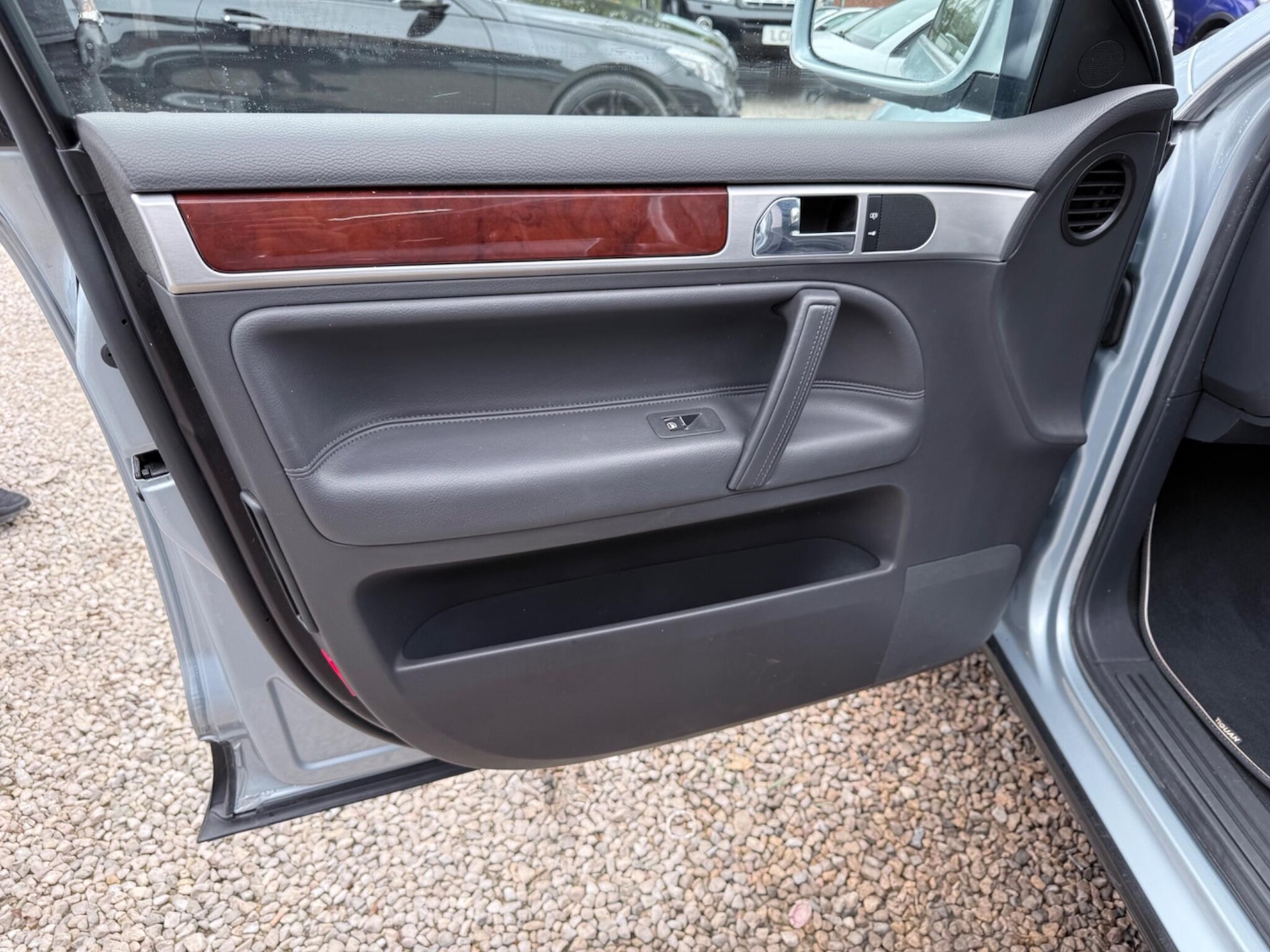 Used Volkswagen Touareg 2004 for sale - 77344735: Photo 29