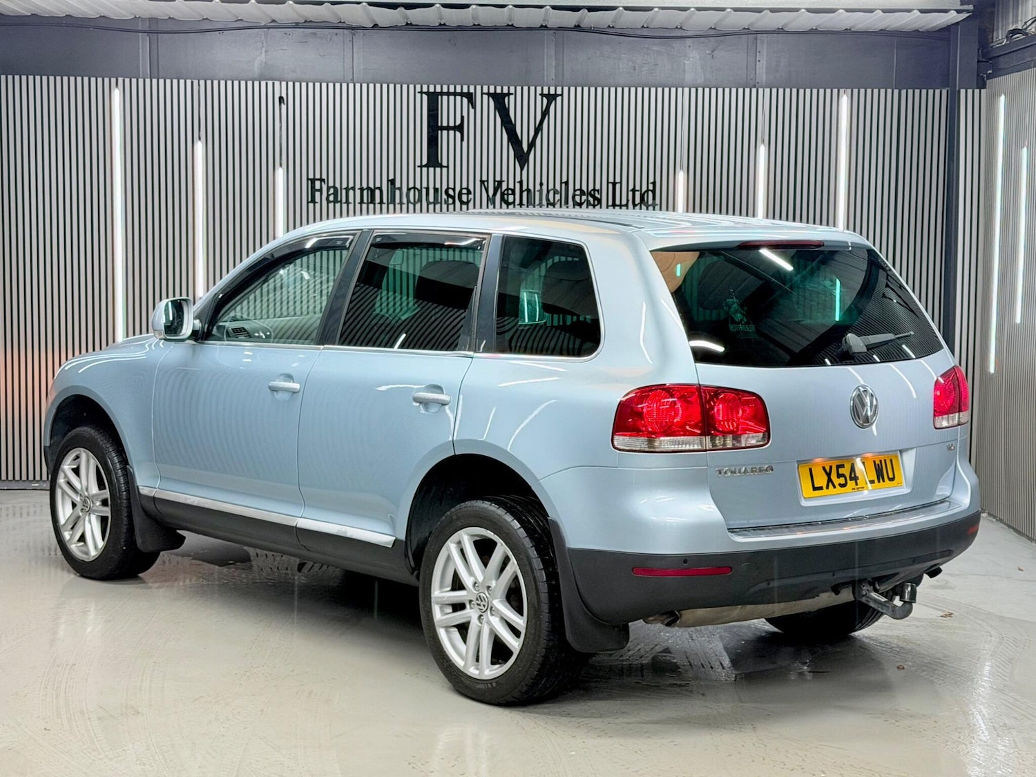 Used Volkswagen Touareg 2004 for sale - 77344735: Photo 5