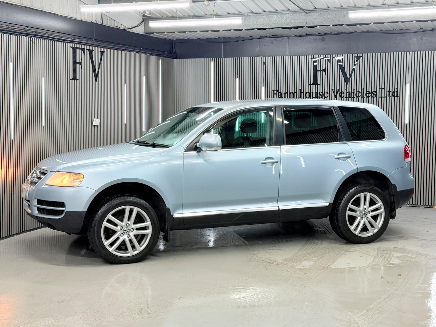 Used Volkswagen Touareg 2004 for sale - 77344735: Photo 6