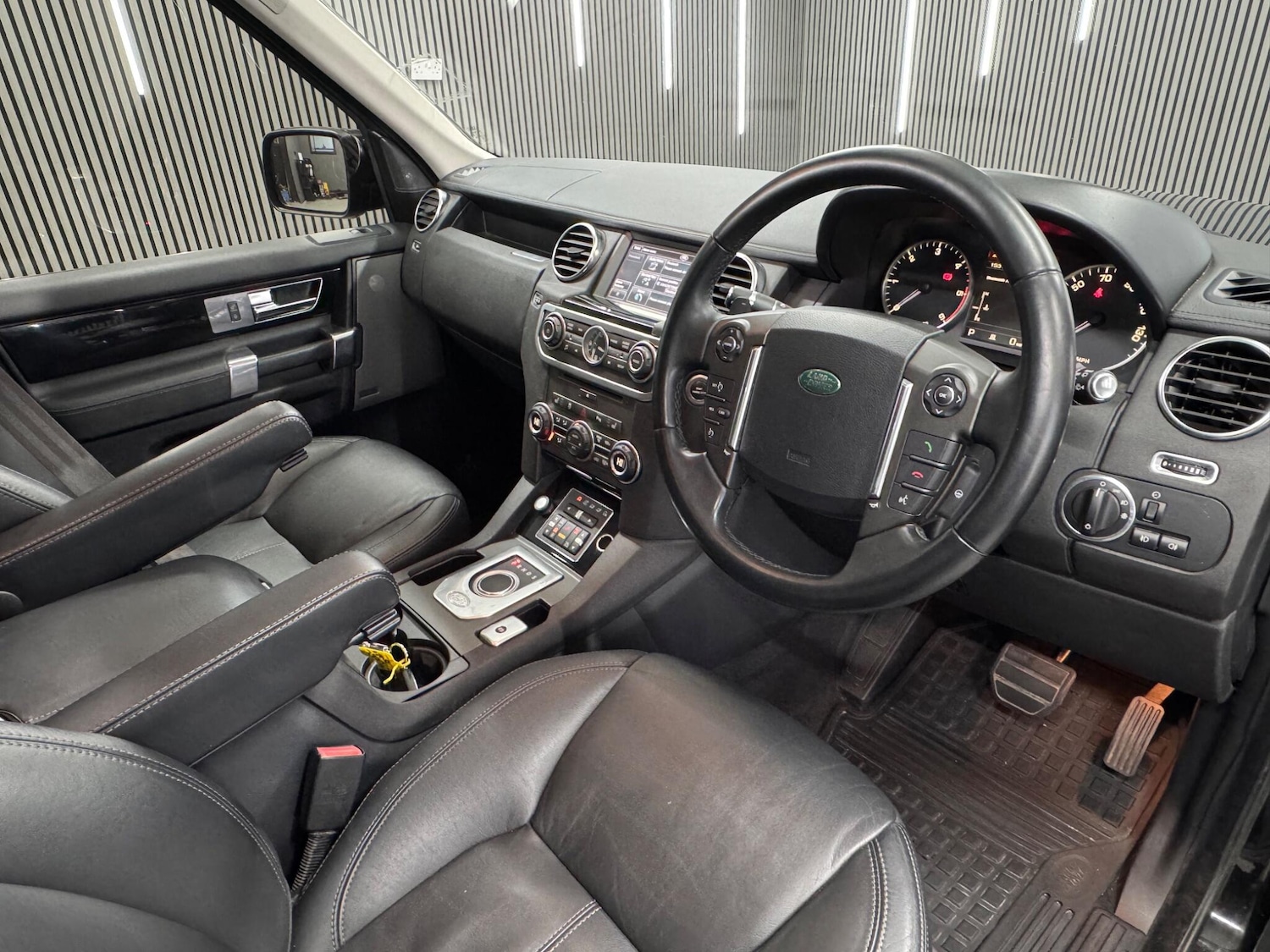 Used Land Rover Discovery 2012 for sale - 77331096: Photo 17