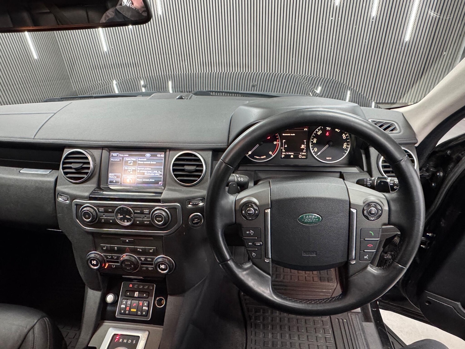 Used Land Rover Discovery 2012 for sale - 77331096: Photo 23