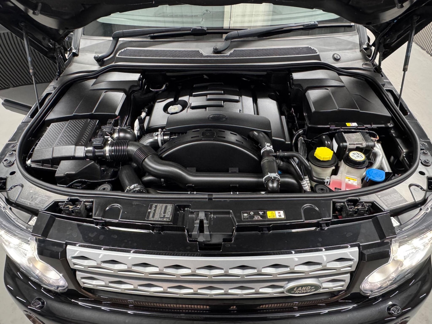 Used Land Rover Discovery 2012 for sale - 77331096: Photo 43