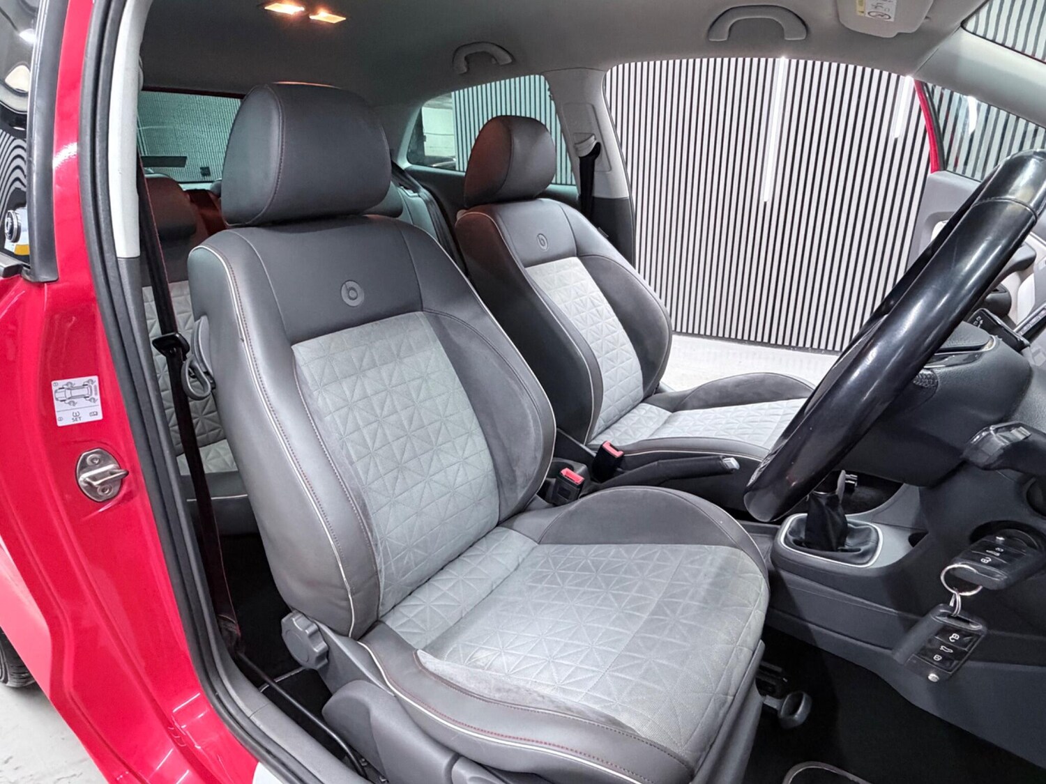 Used Volkswagen Polo for sale - 78116303: Photo 24