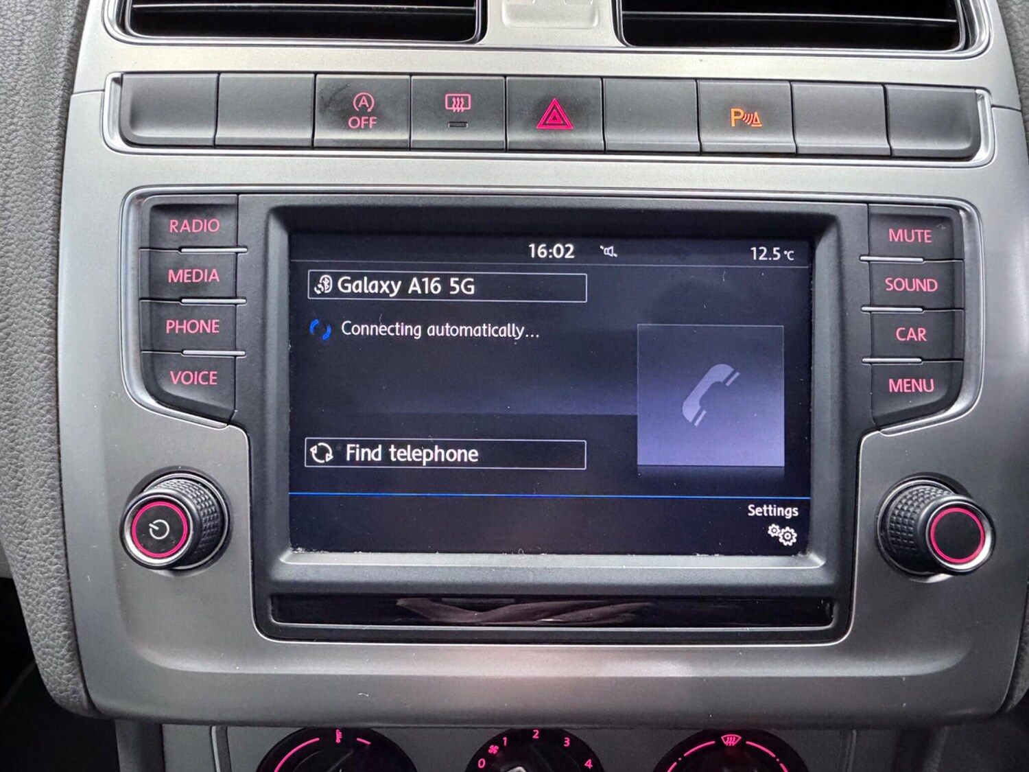 Used Volkswagen Polo for sale - 78116303: Photo 40