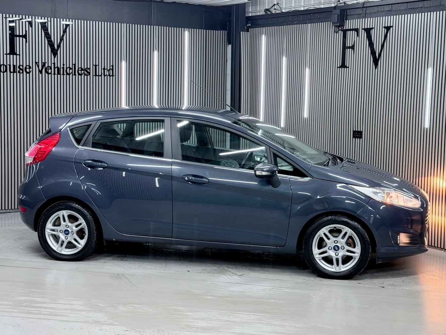 Used Ford Fiesta 2013 for sale - 77114179: Photo 2