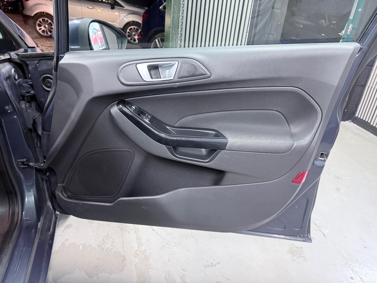 Used Ford Fiesta 2013 for sale - 77114179: Photo 25