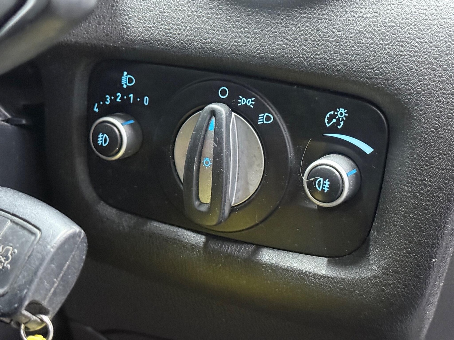 Used Ford Fiesta 2013 for sale - 77114179: Photo 27