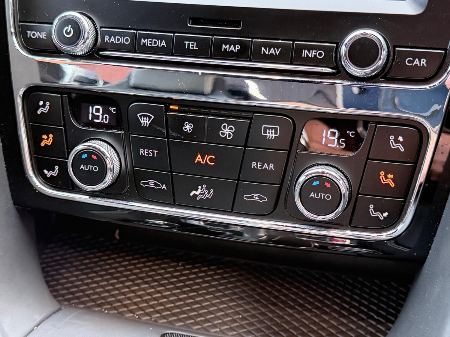 Used Bentley Continental 2016 for sale - 77982615: Photo 36