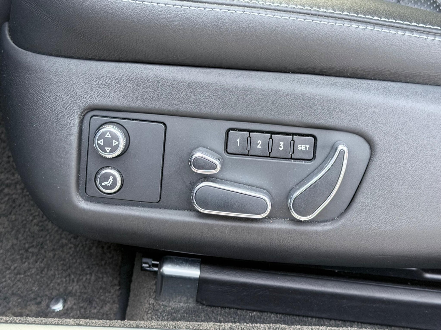 Used Bentley Continental 2016 for sale - 77982615: Photo 41