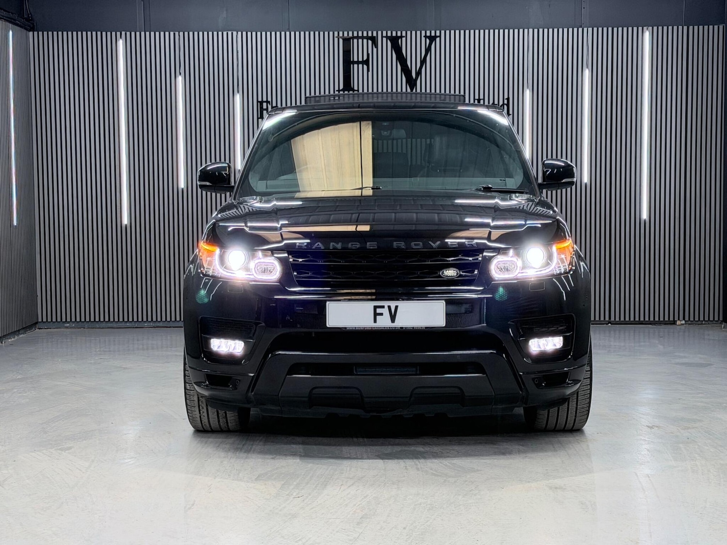 Used Land Rover Range Rover Sport 2016 for sale - 77598517: Photo 2