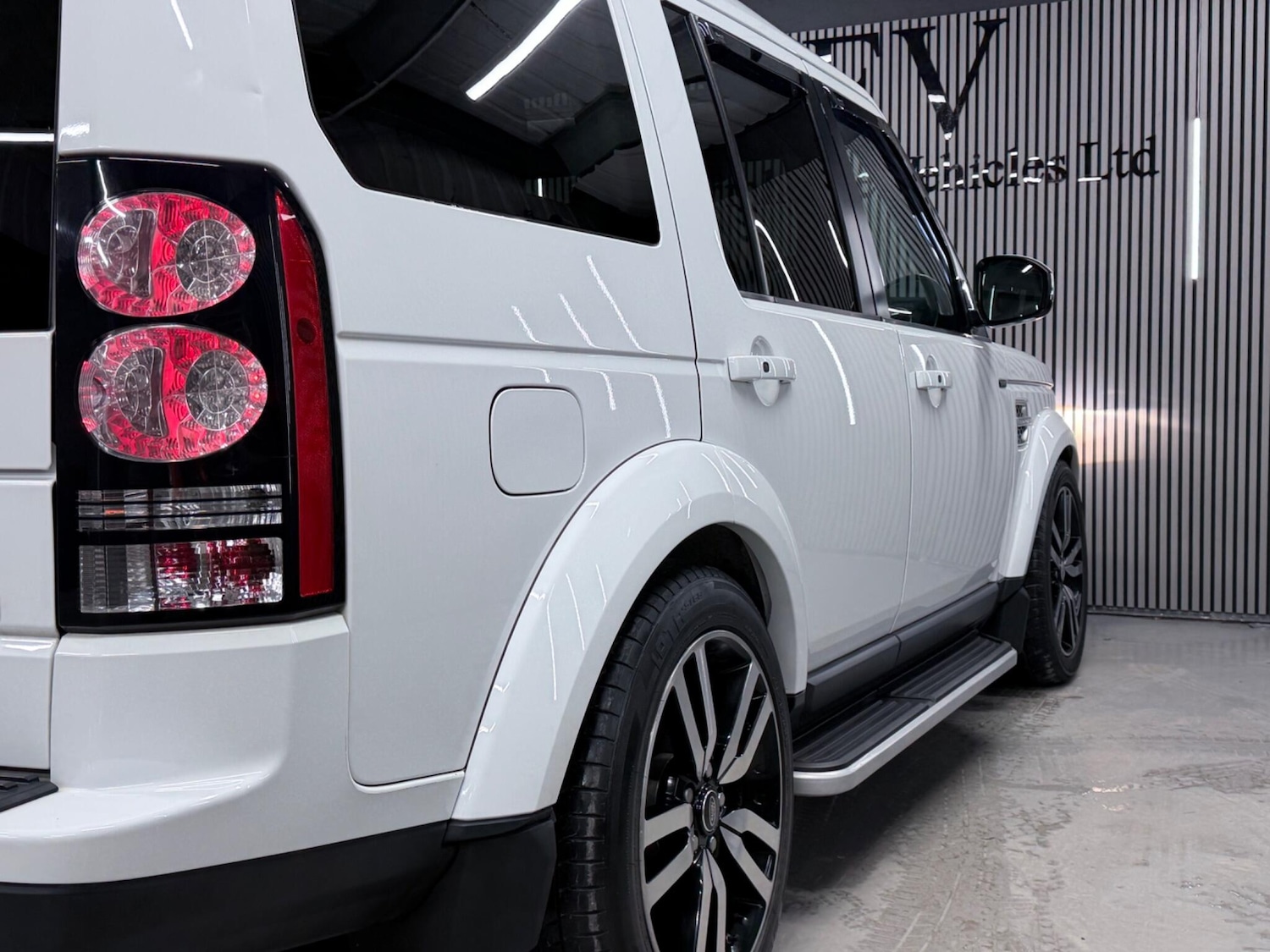 Used Land Rover Discovery 4 for sale - 77155848: Photo 22