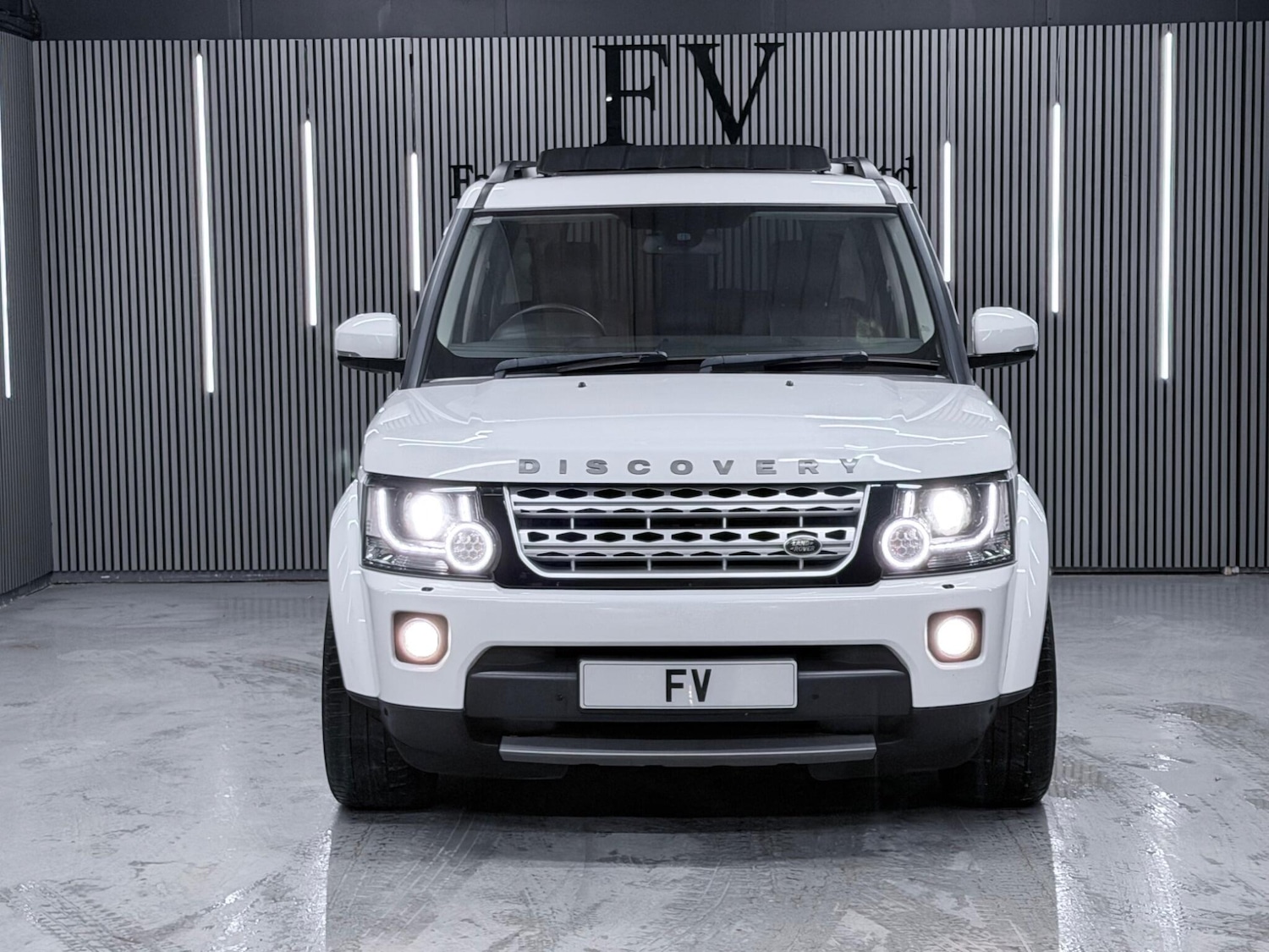 Used Land Rover Discovery 4 for sale - 77155848: Photo 3