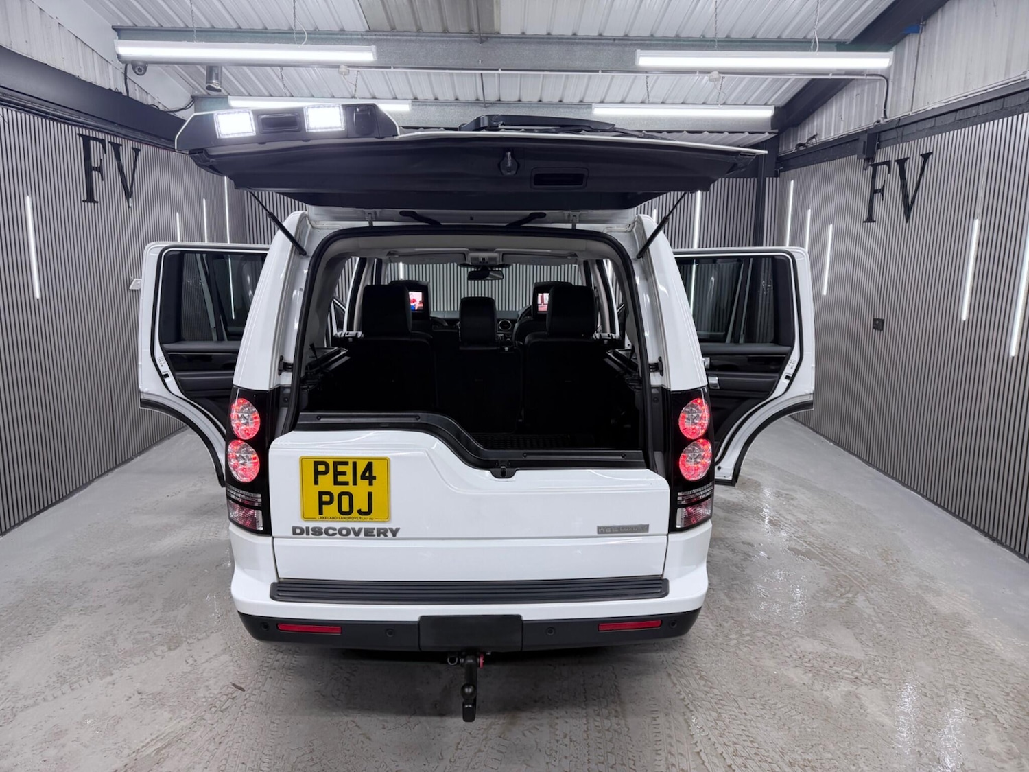 Used Land Rover Discovery 4 for sale - 77155848: Photo 37