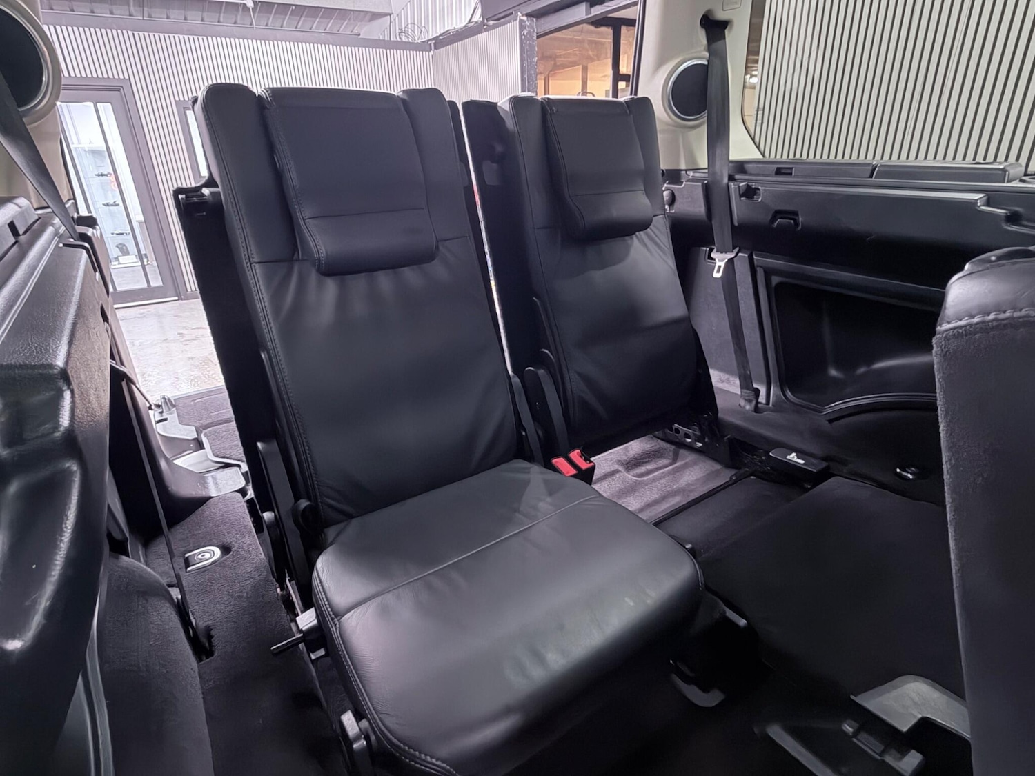 Used Land Rover Discovery 4 for sale - 77155848: Photo 40