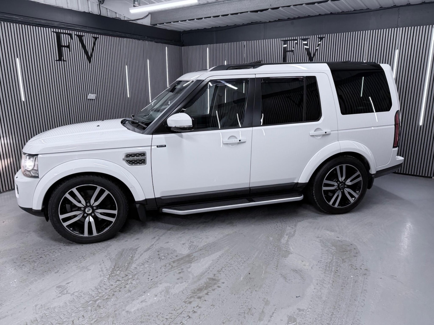 Used Land Rover Discovery 4 for sale - 77155848: Photo 5