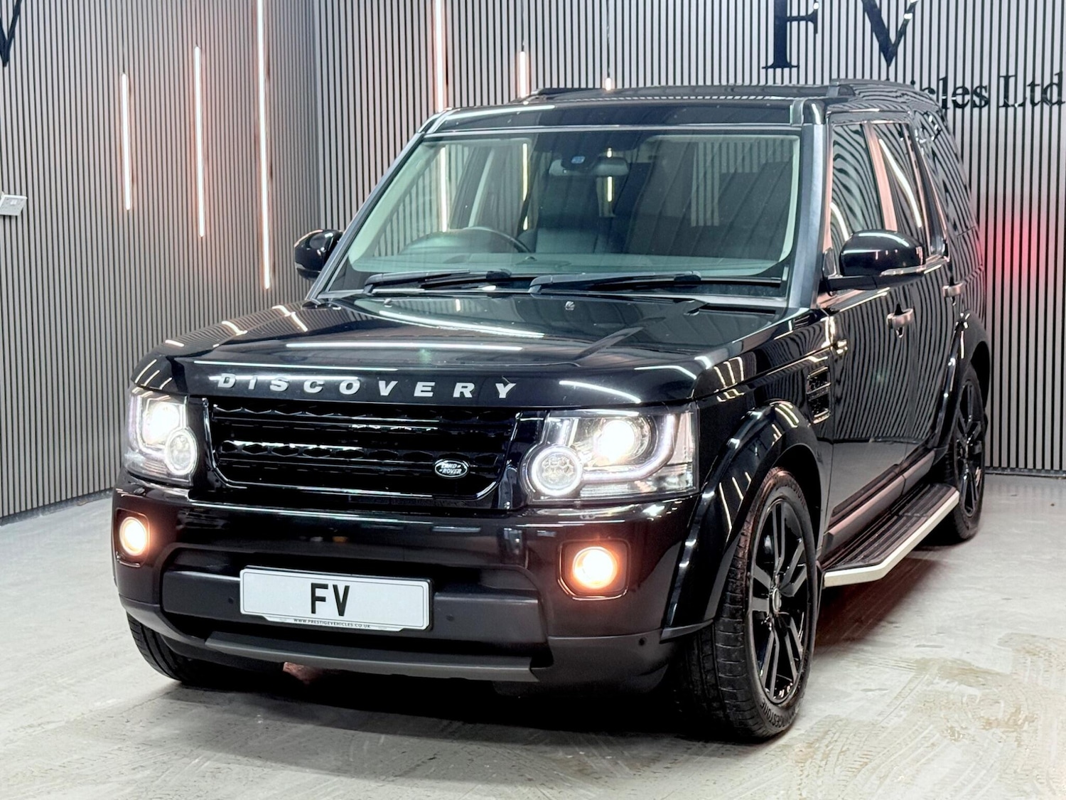 Used Land Rover Discovery 2015 for sale - 77156450: Photo 10