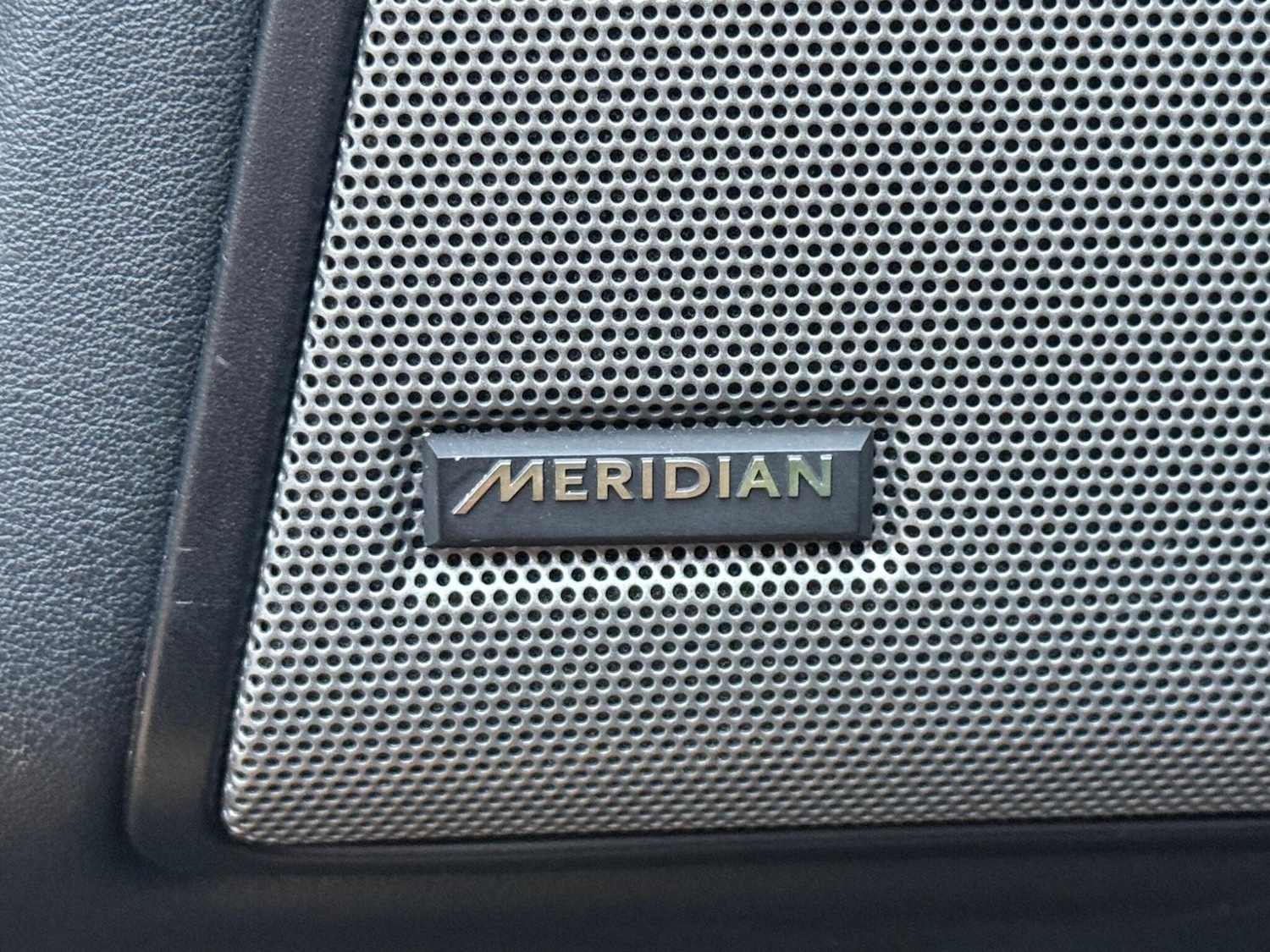 Used Land Rover Discovery 2015 for sale - 77156450: Photo 39