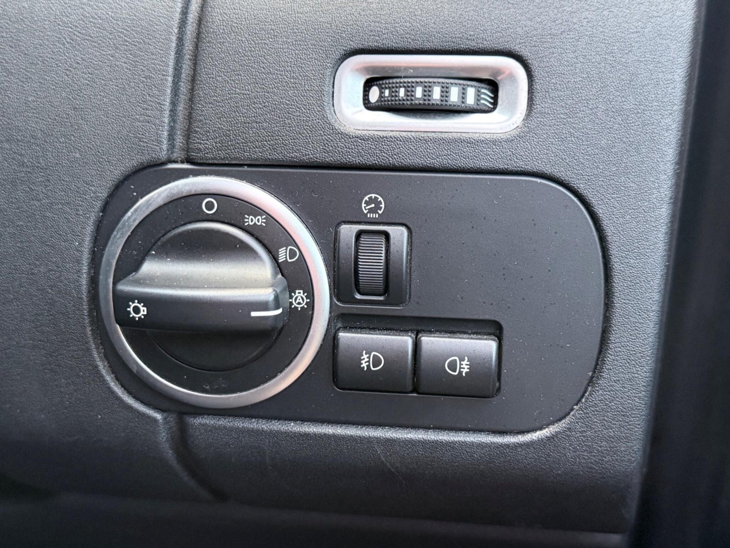 Used Land Rover Discovery 2015 for sale - 77156450: Photo 42