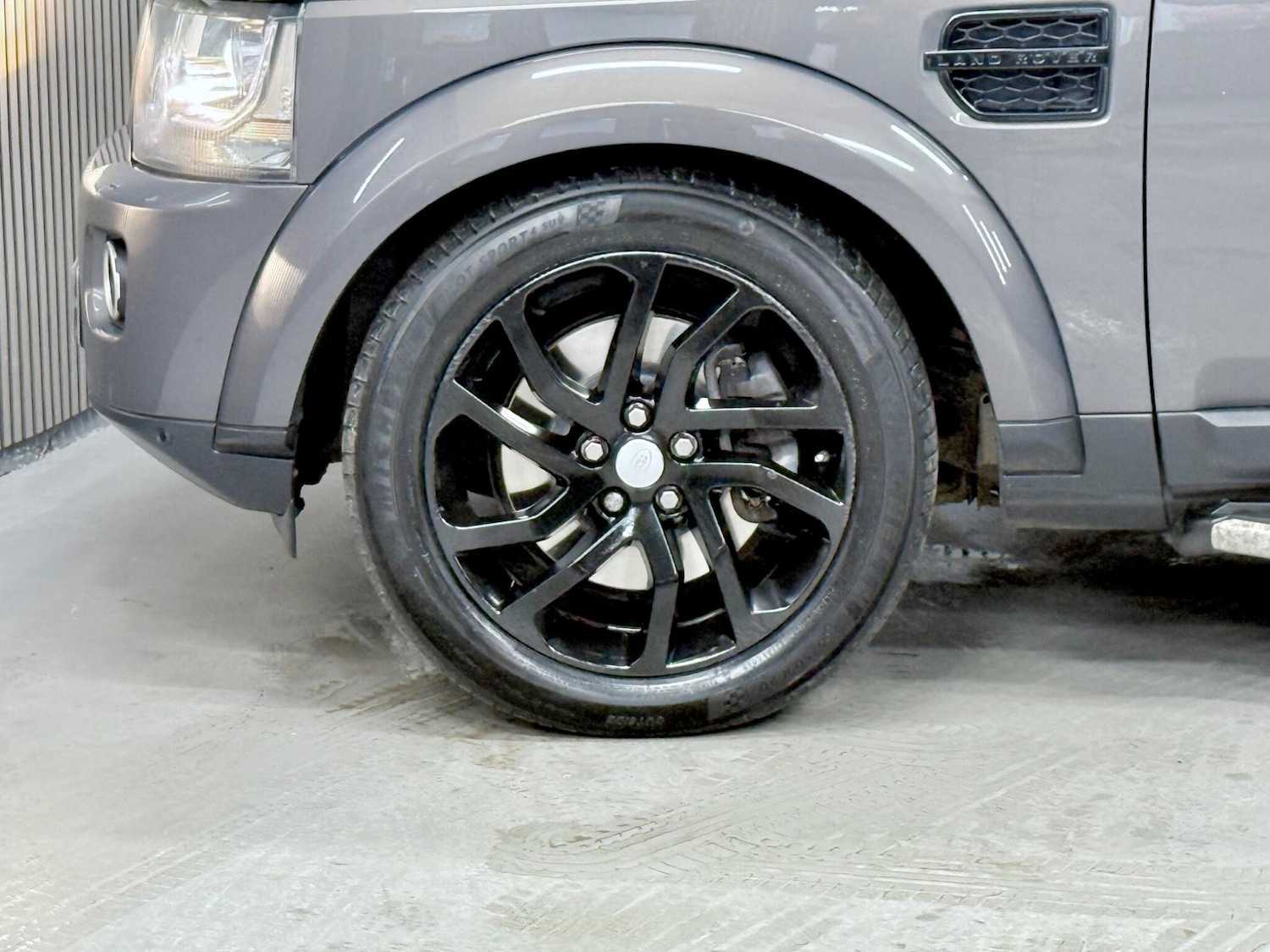 Used Land Rover Discovery 2016 for sale - 77396196: Photo 17