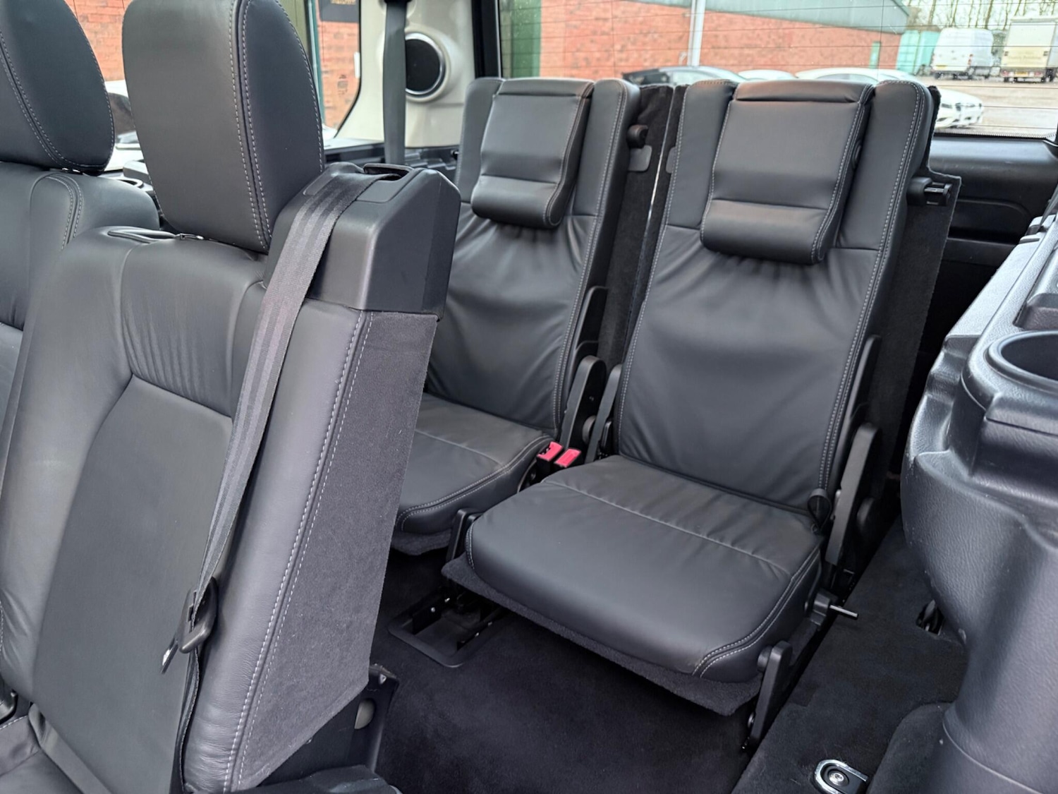 Used Land Rover Discovery 2016 for sale - 77396196: Photo 34