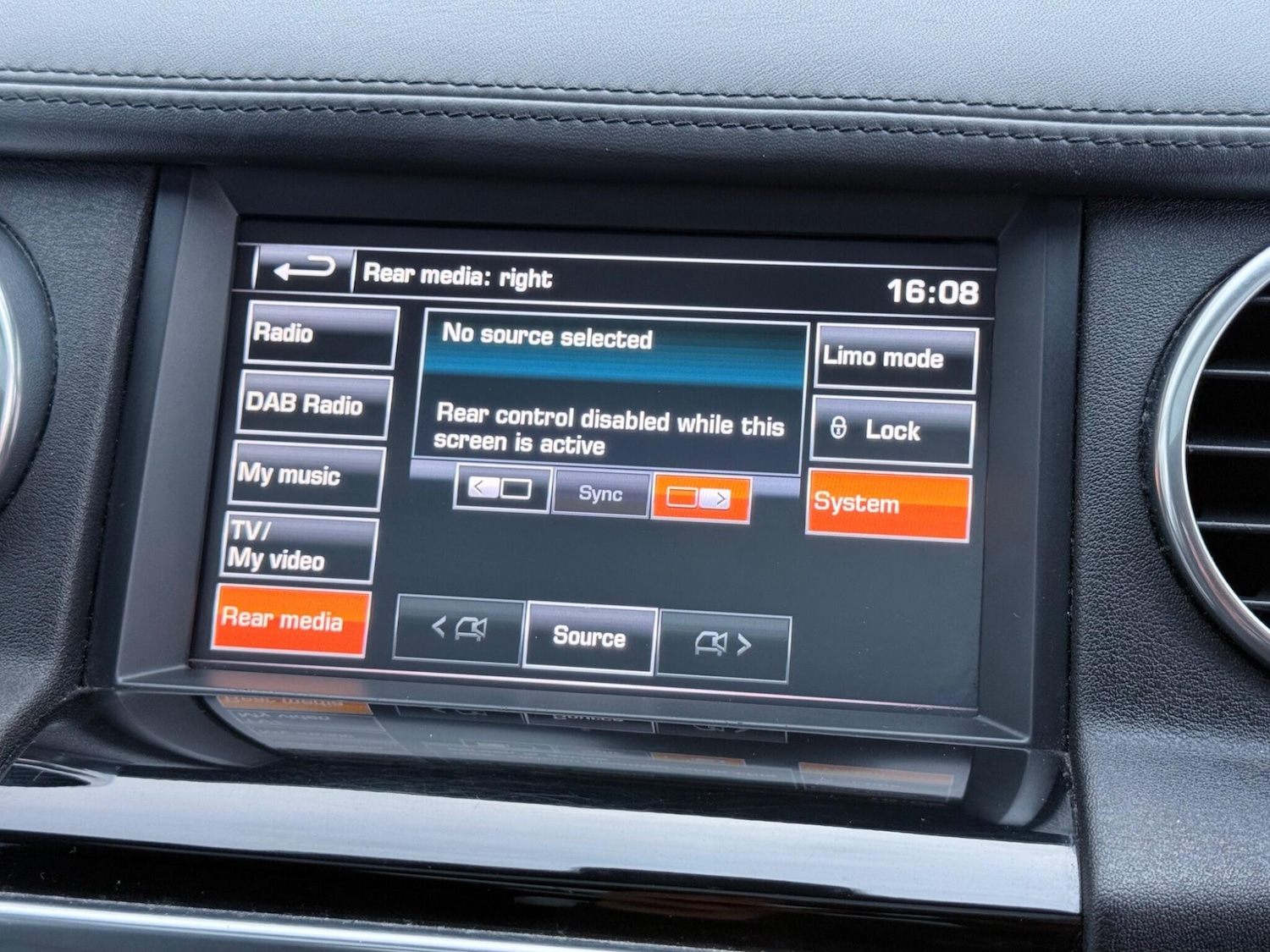 Used Land Rover Discovery 2016 for sale - 77396196: Photo 38