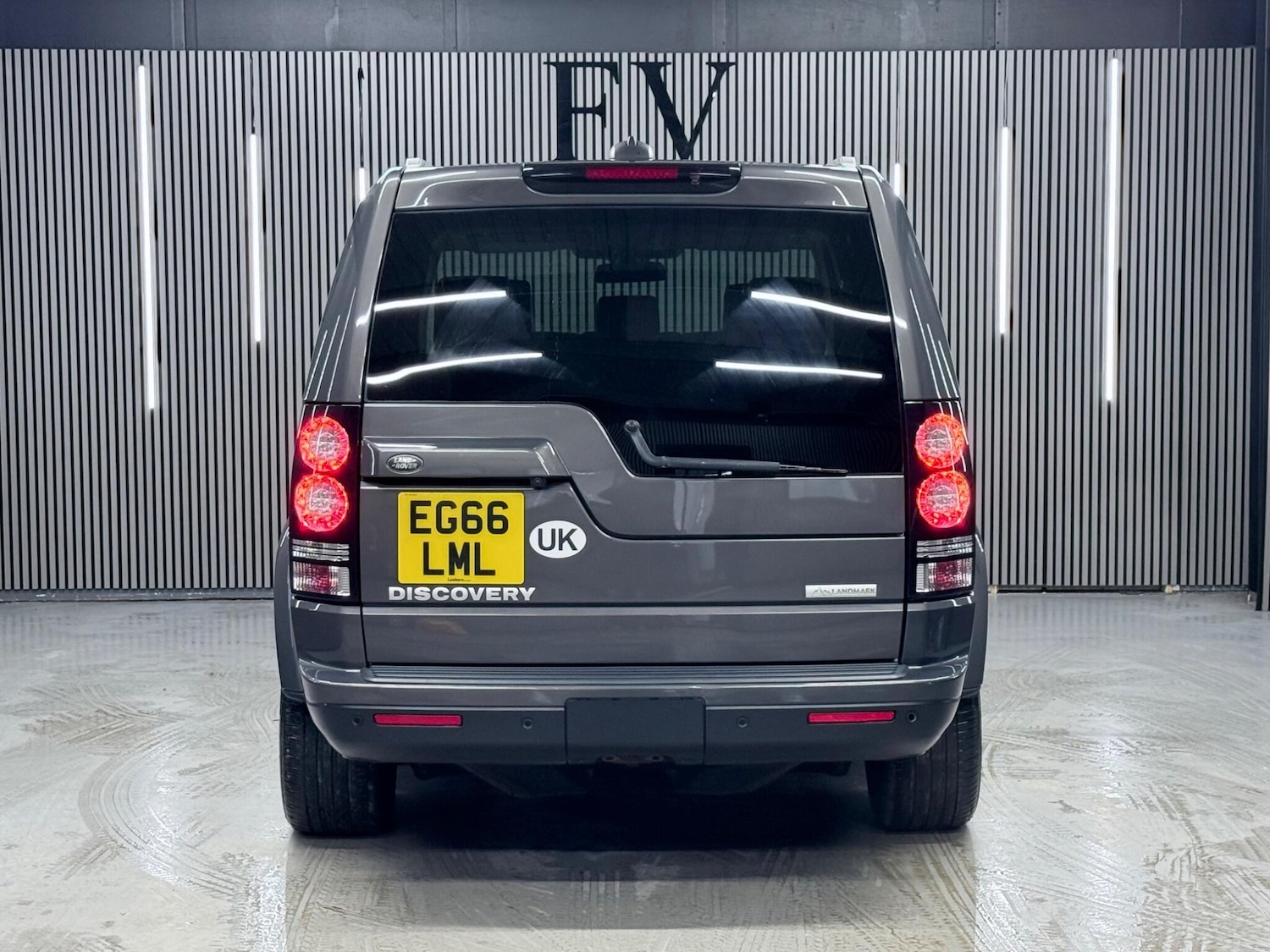 Used Land Rover Discovery 2016 for sale - 77396196: Photo 4