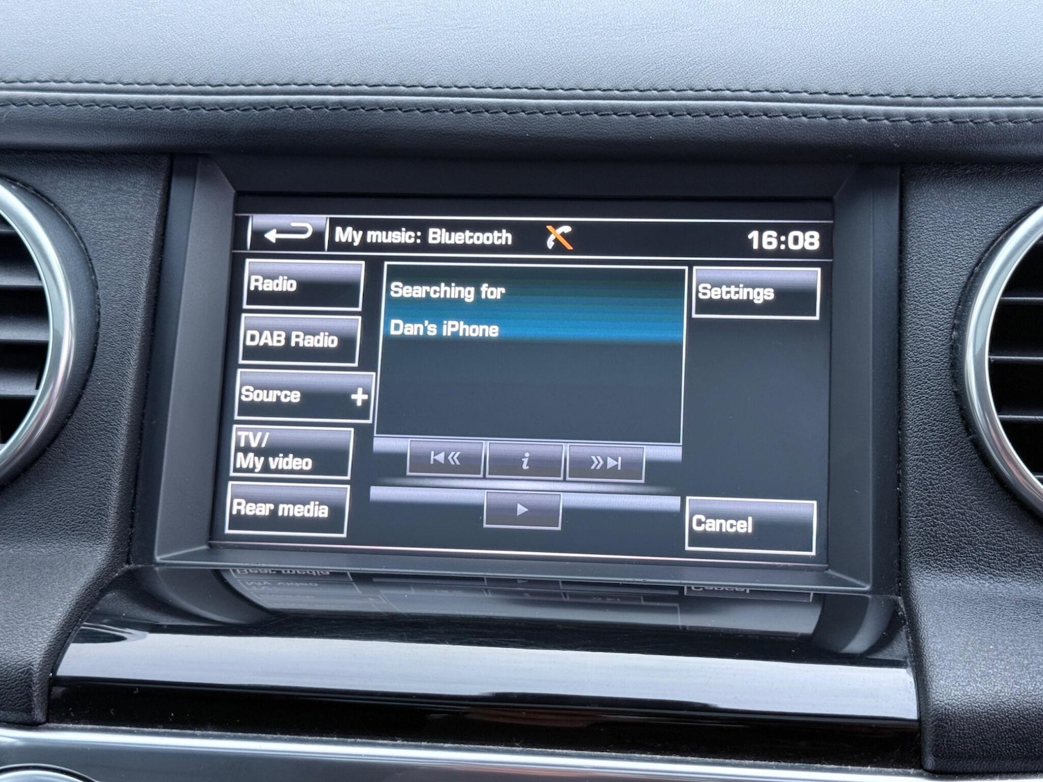 Used Land Rover Discovery 2016 for sale - 77396196: Photo 40