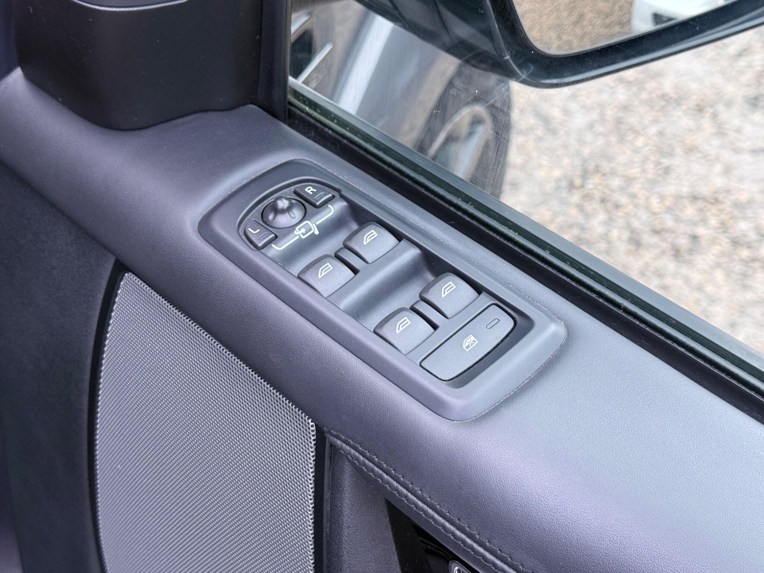 Used Land Rover Discovery 2016 for sale - 77396196: Photo 55