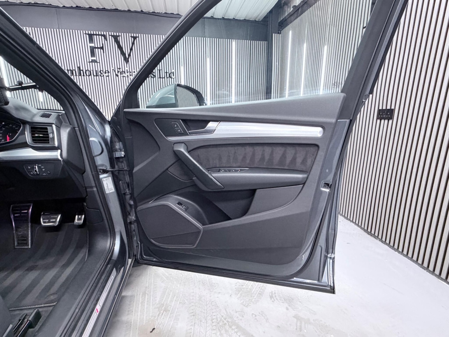 Used Audi Q5 2017 for sale - 77237714: Photo 27