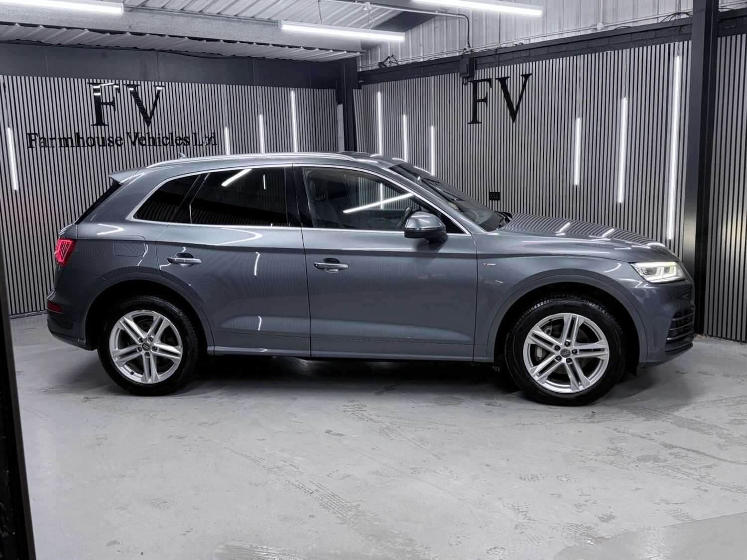 Used Audi Q5 2017 for sale - 77237714: Photo 4