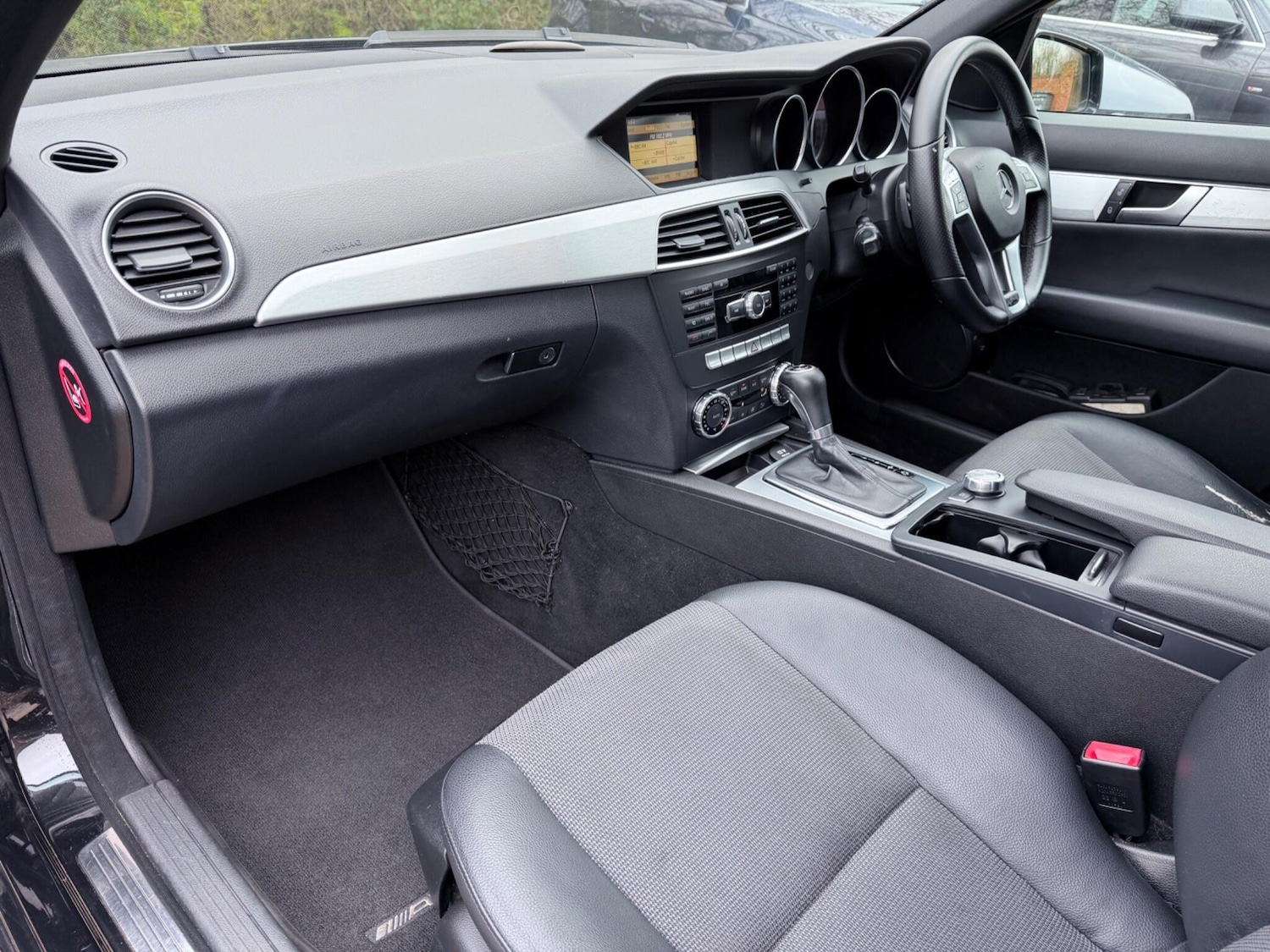 Used Mercedes-Benz C Class 2011 for sale - 77768740: Photo 17