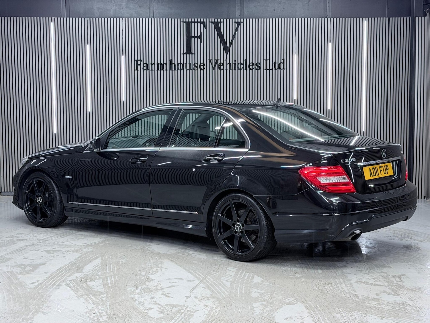 Used Mercedes-Benz C Class 2011 for sale - 77768740: Photo 5