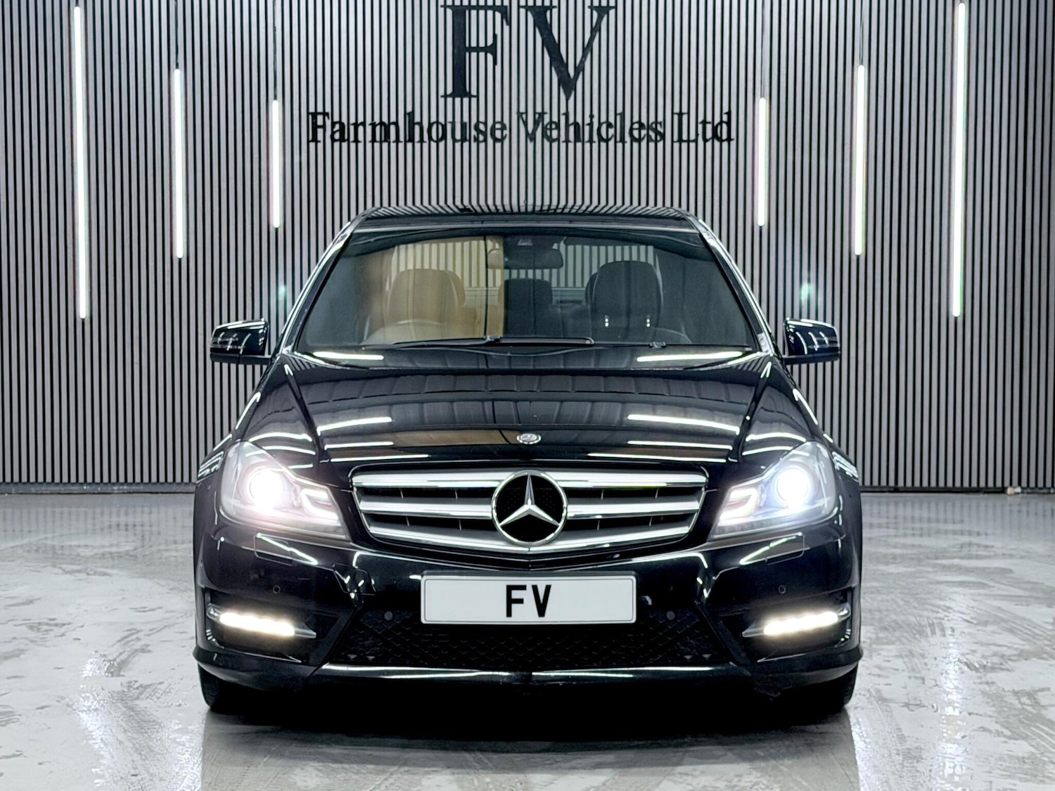 Used Mercedes-Benz C Class 2011 for sale - 77768740: Photo 8