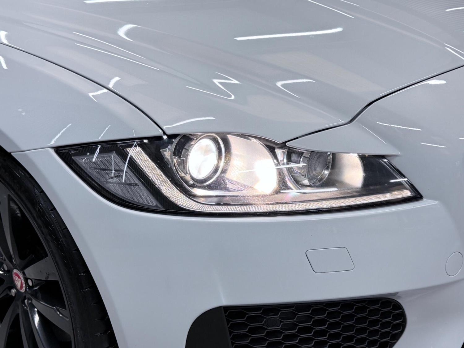 Used Jaguar XF 2016 for sale - 77290575: Photo 20