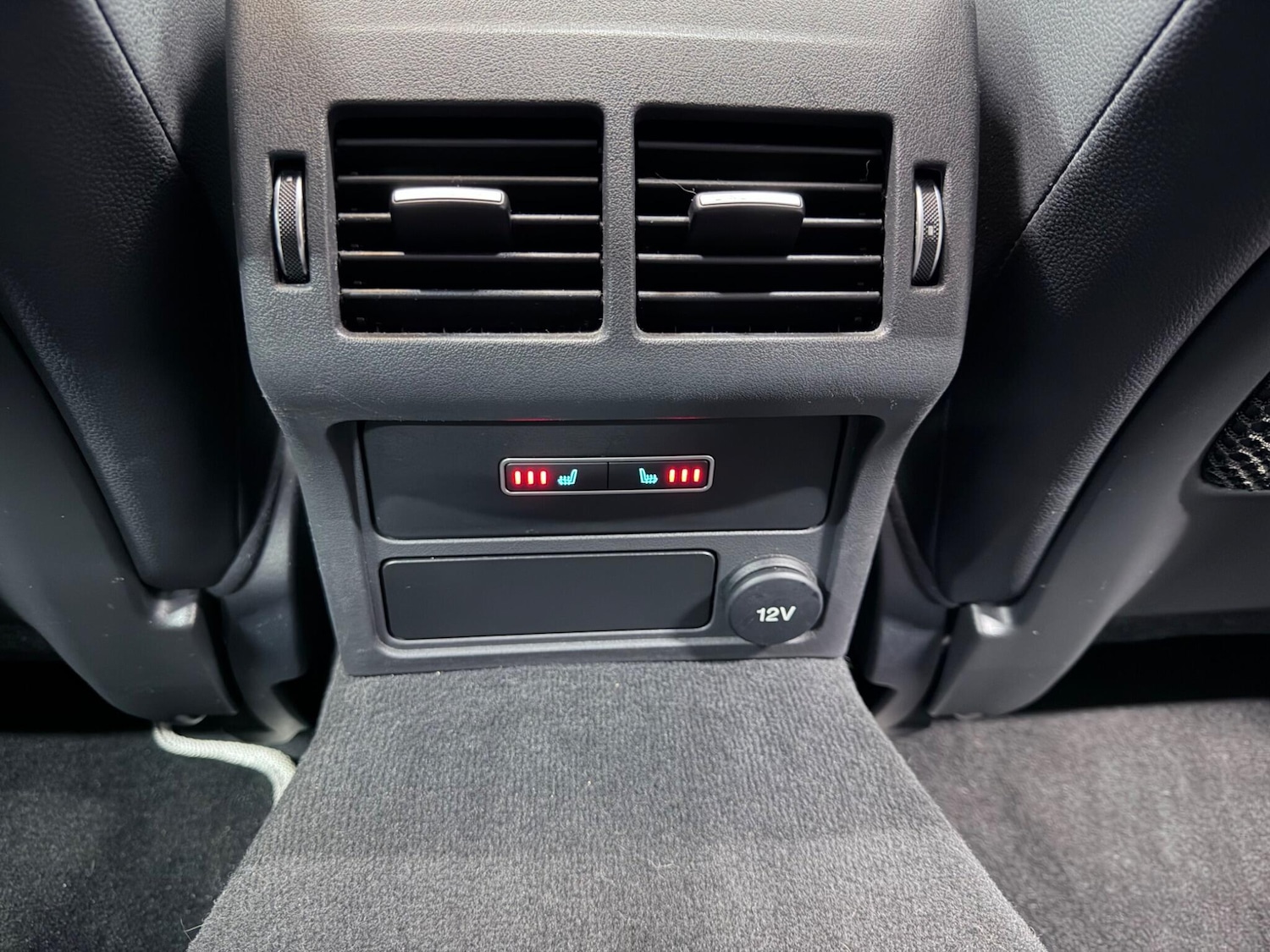 Used Jaguar XF 2016 for sale - 77290575: Photo 29