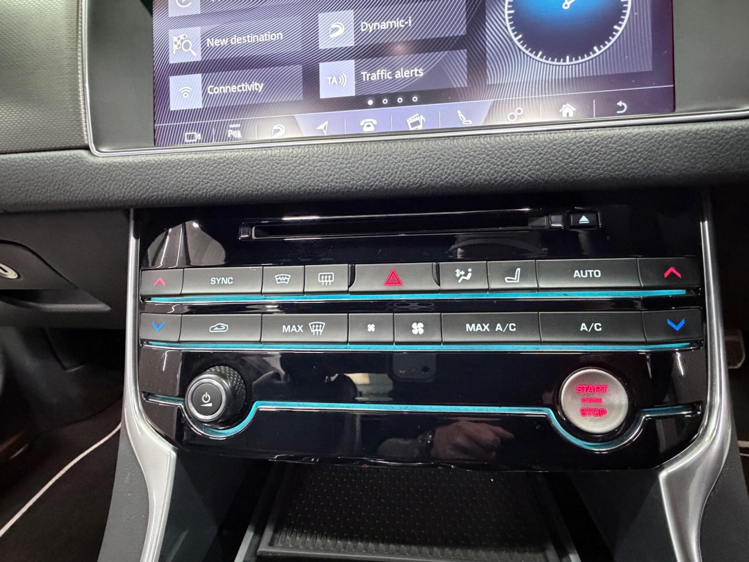 Used Jaguar XF 2016 for sale - 77290575: Photo 35