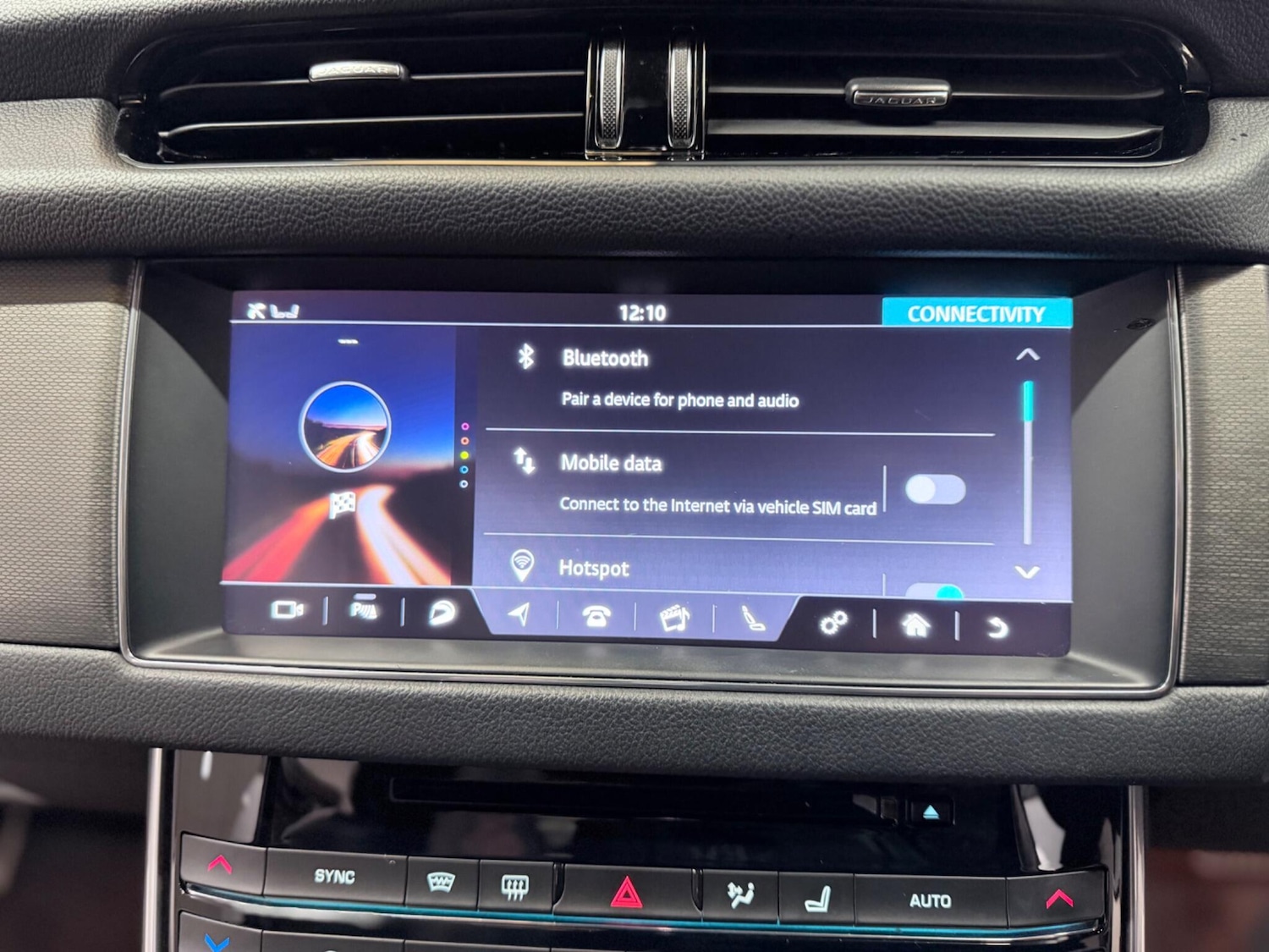 Used Jaguar XF 2016 for sale - 77290575: Photo 37