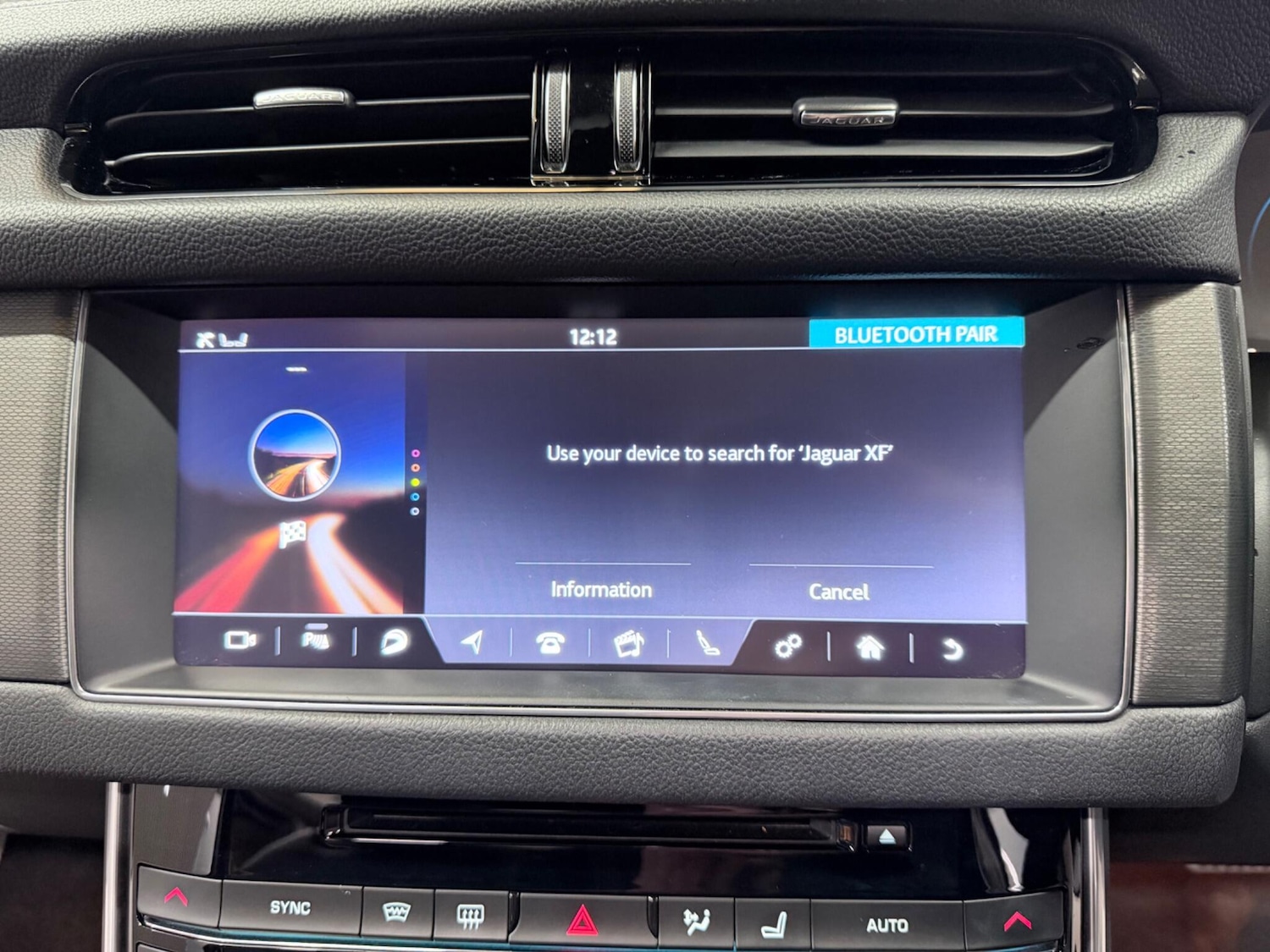 Used Jaguar XF 2016 for sale - 77290575: Photo 39