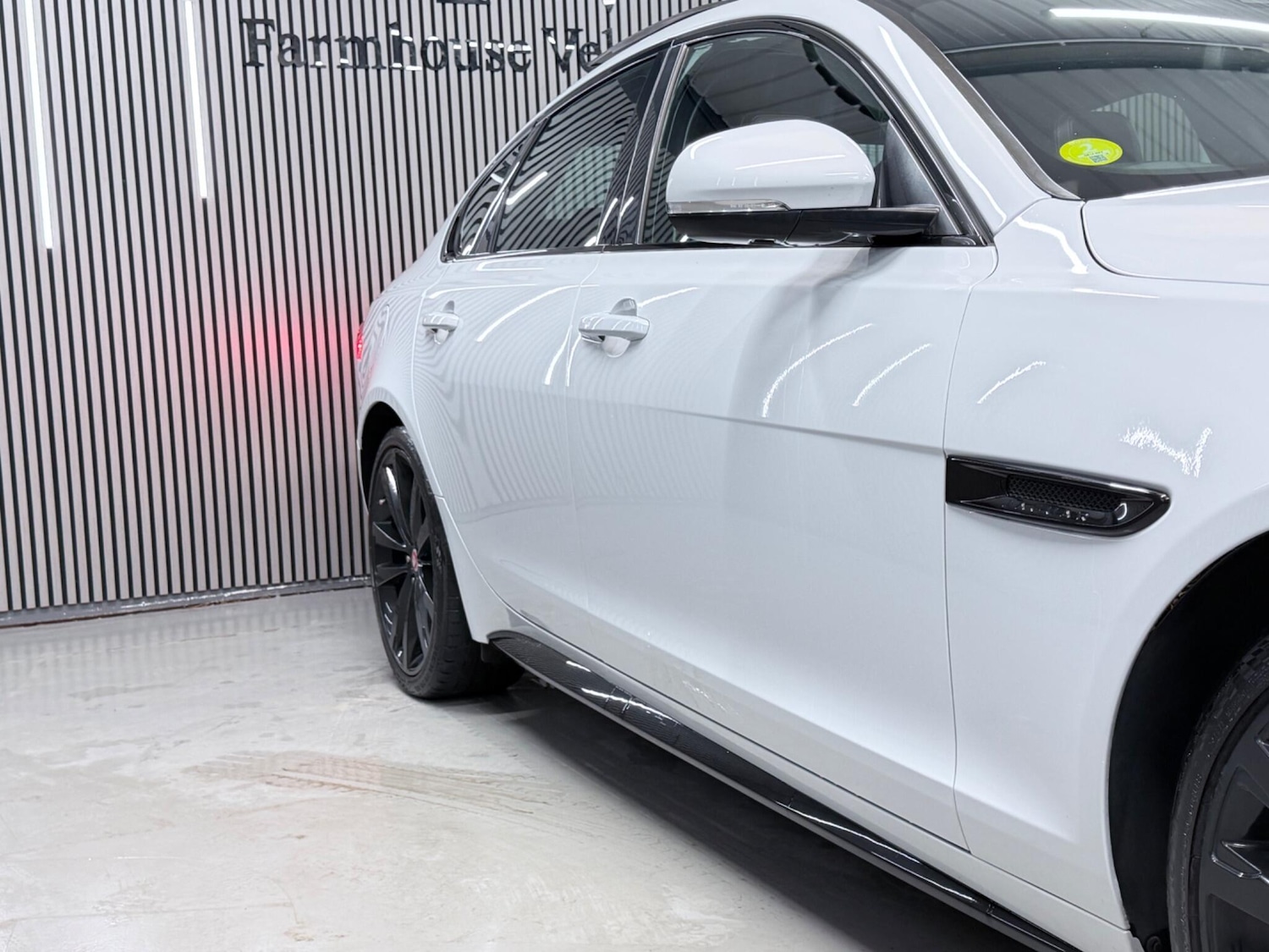 Used Jaguar XF 2016 for sale - 77290575: Photo 7