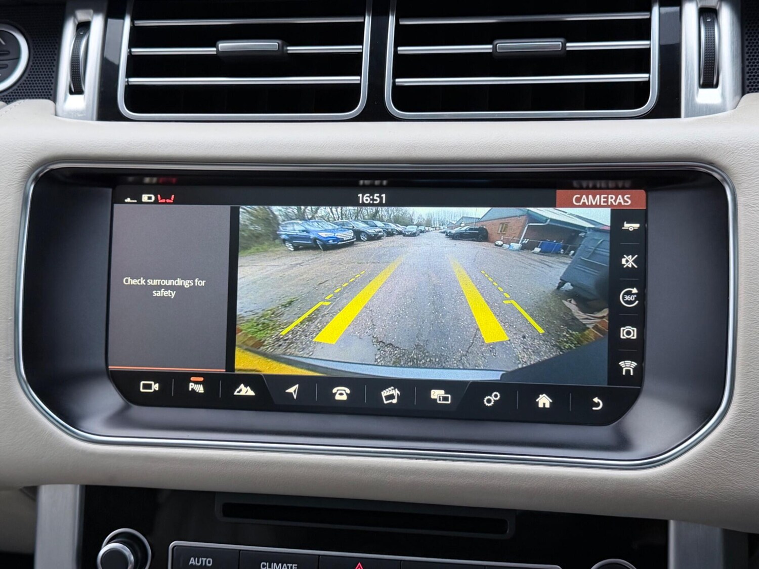 Used Land Rover Range Rover 2017 for sale - 77695830: Photo 28