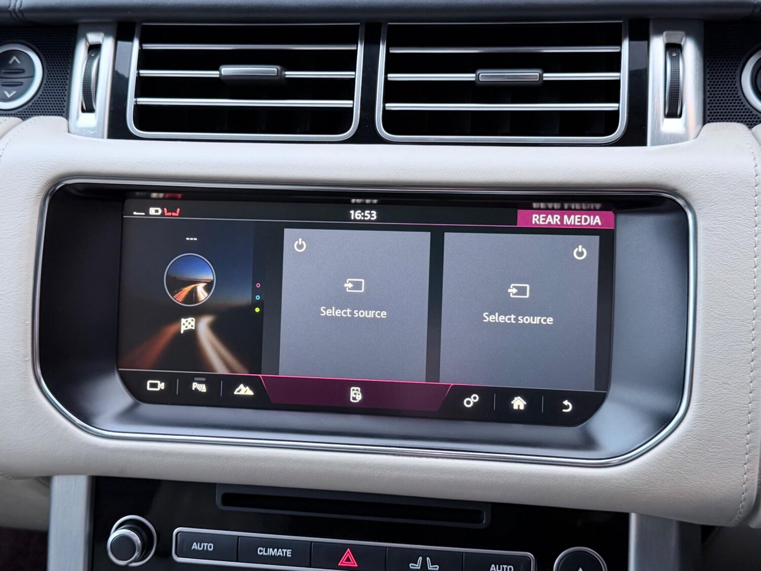 Used Land Rover Range Rover 2017 for sale - 77695830: Photo 39